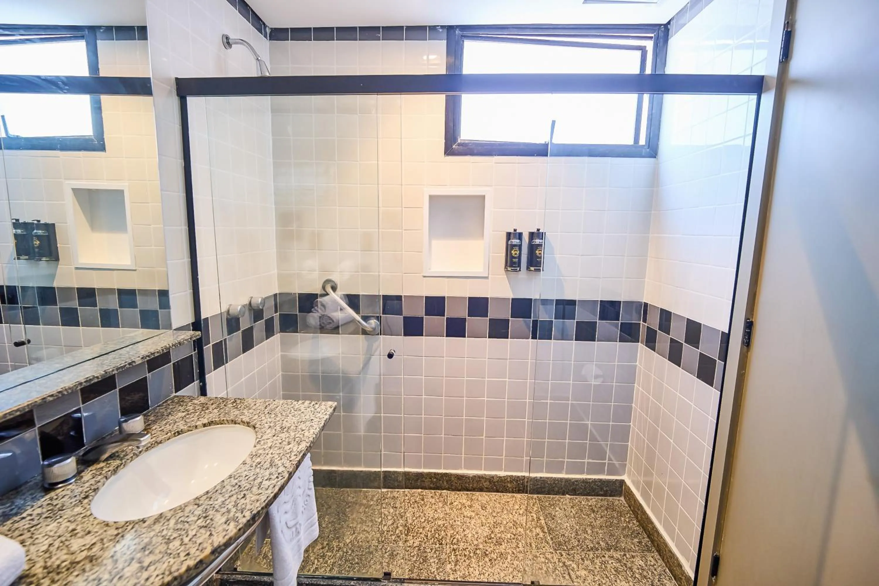 Bathroom in South American Copacabana Hotel