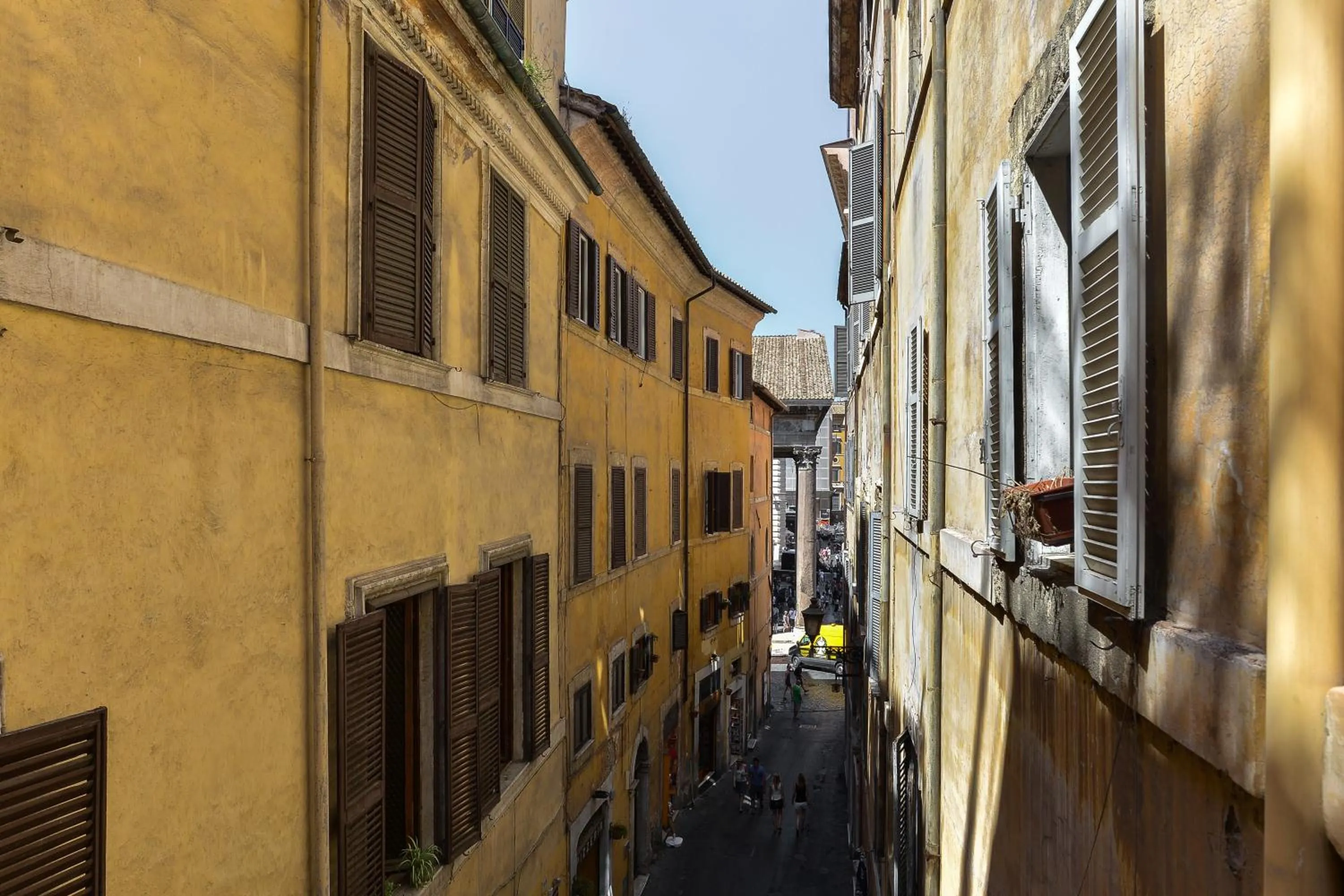 Neighbourhood in EVE Luxury Apartments Pantheon