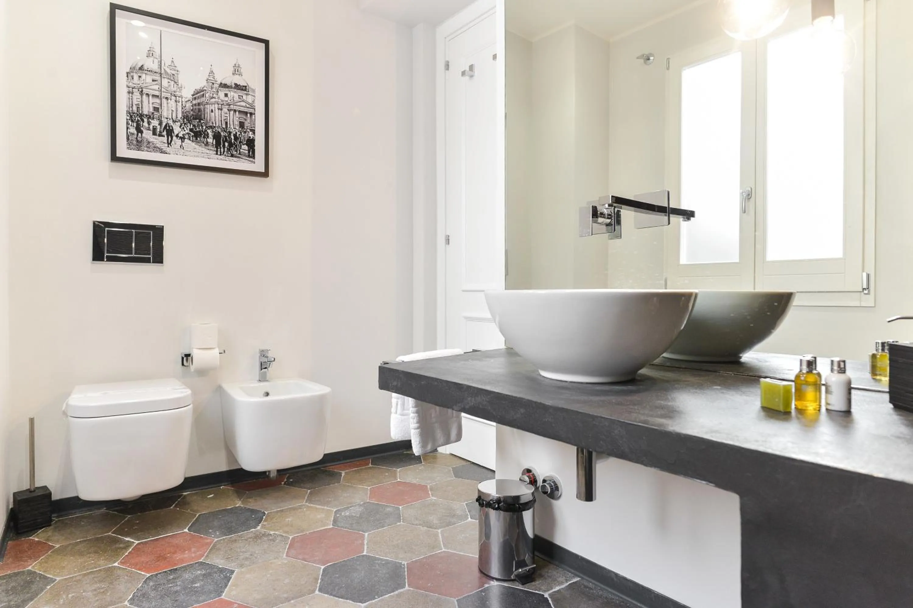 Day in EVE Luxury Apartments Pantheon