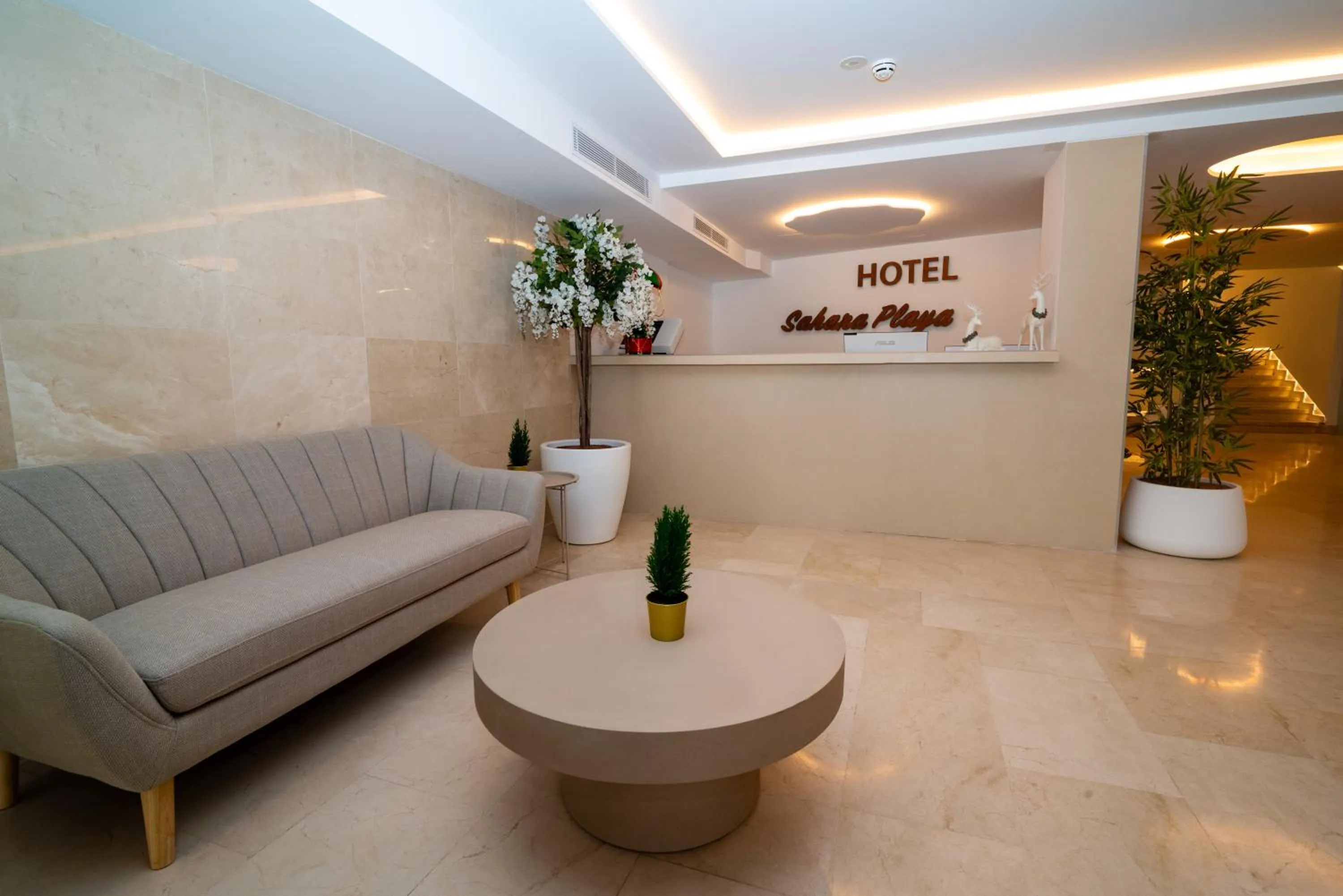 Lobby or reception in Hotel Sahara Playa