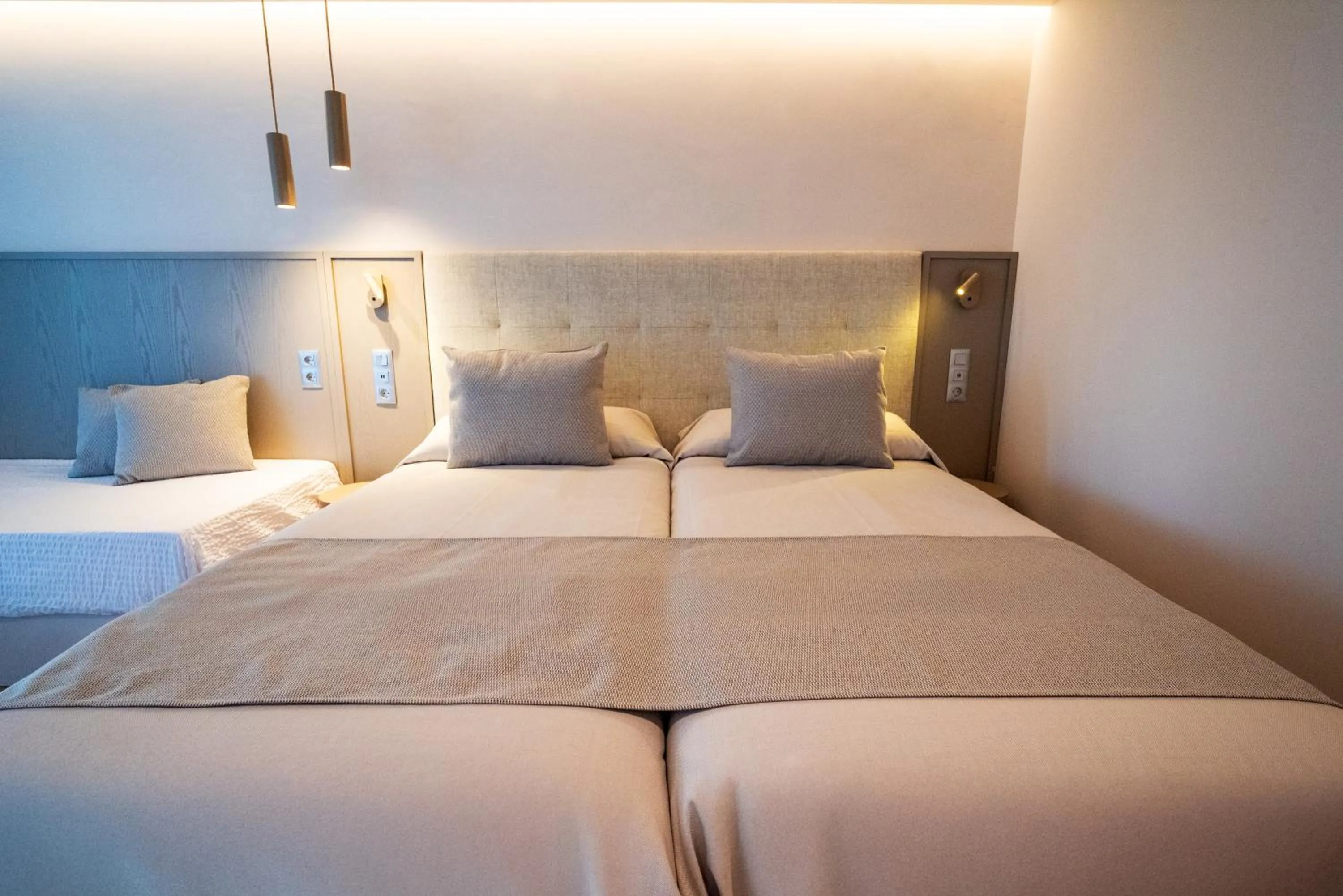 Bedroom, Bed in Hotel Sahara Playa