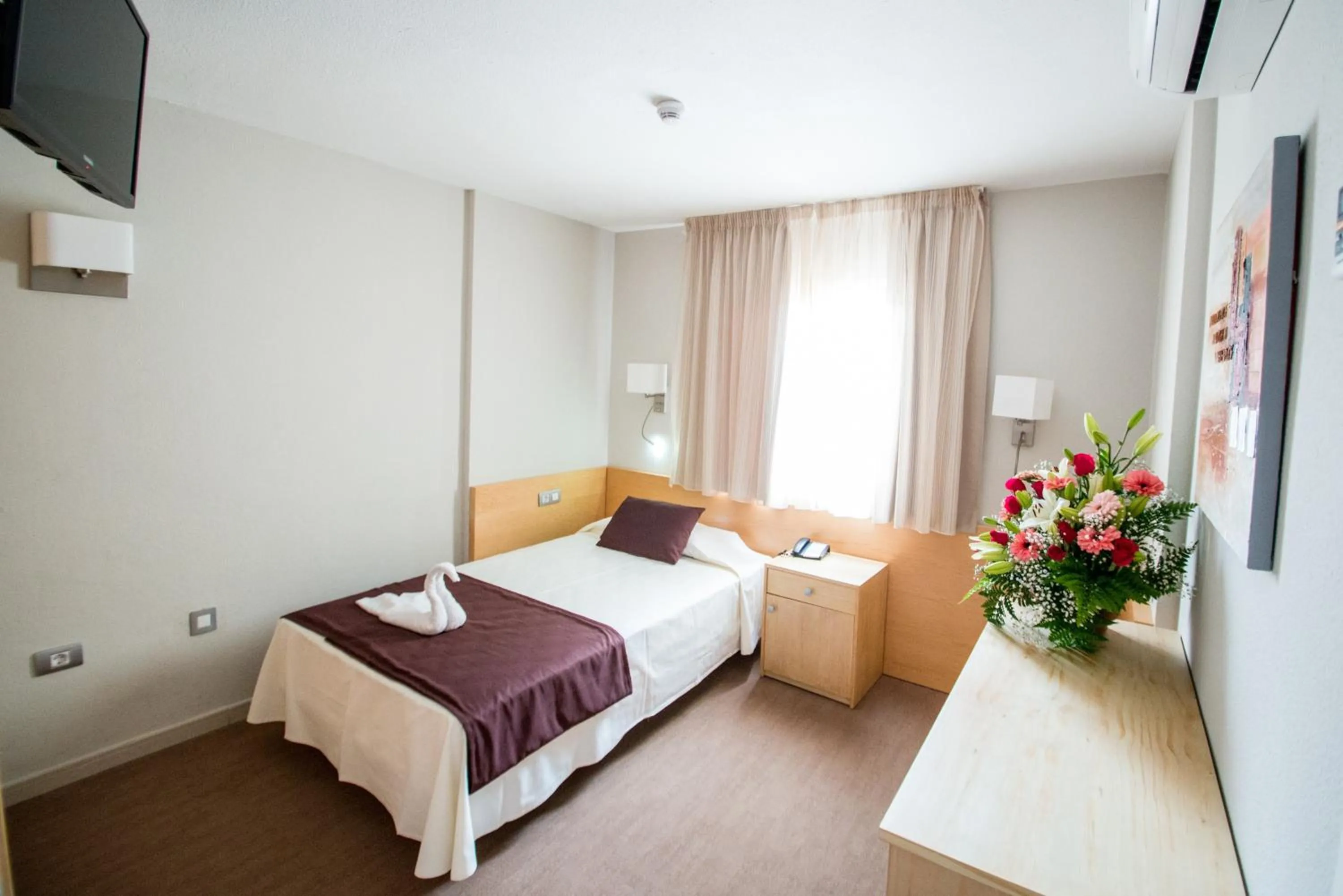 Bed in Hotel Sahara Playa