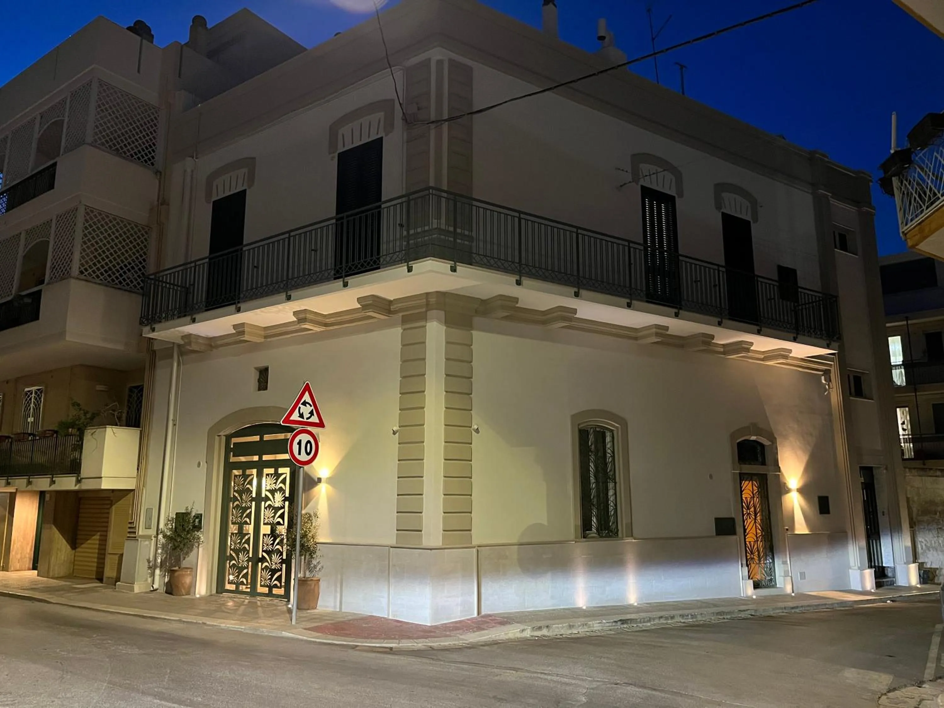 Property building in Al Giardino Del Nespolo