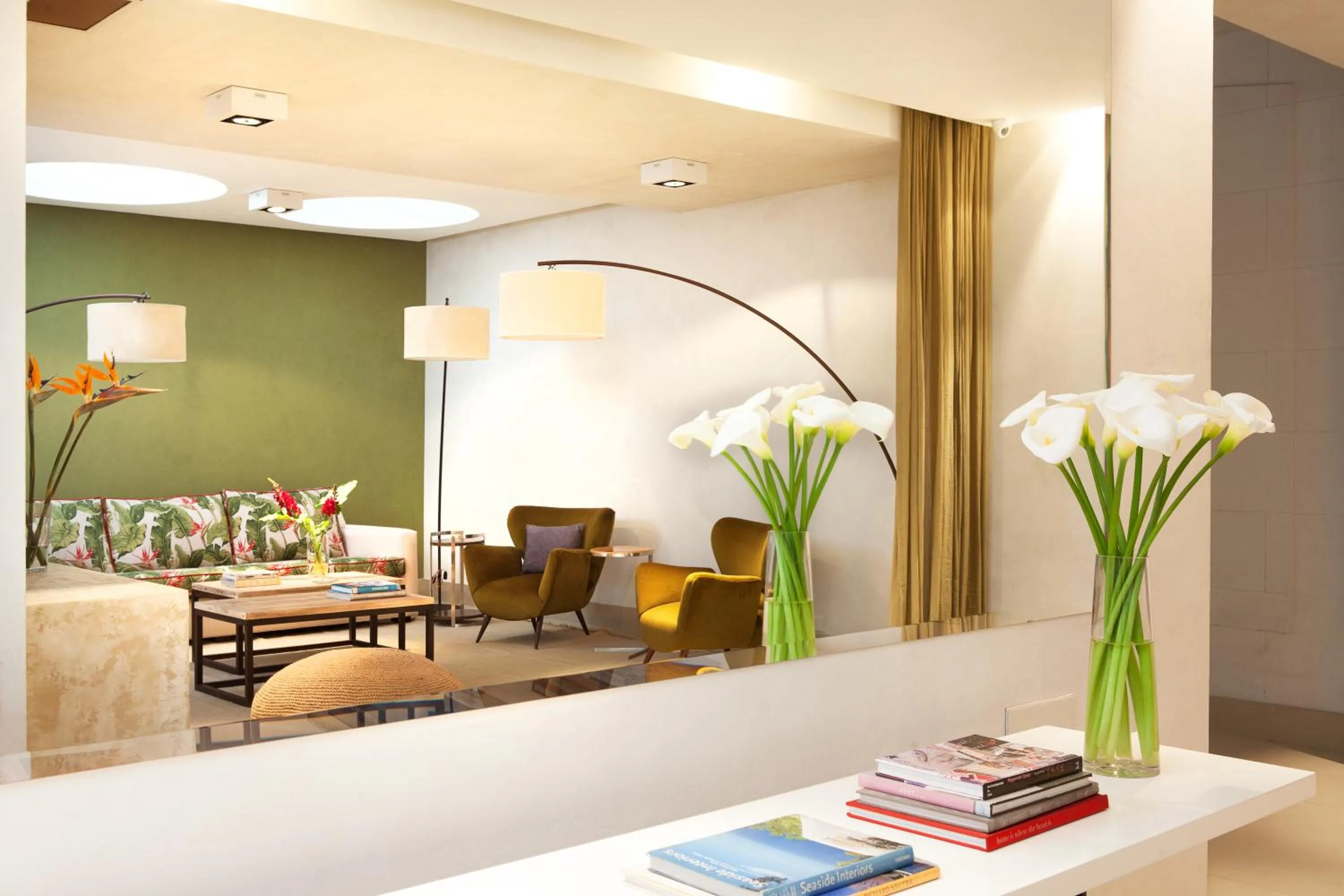 Lobby or reception in Casa Bevant Hotel Boutique