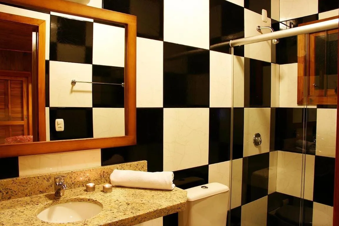 Bathroom in Chalets do Vale