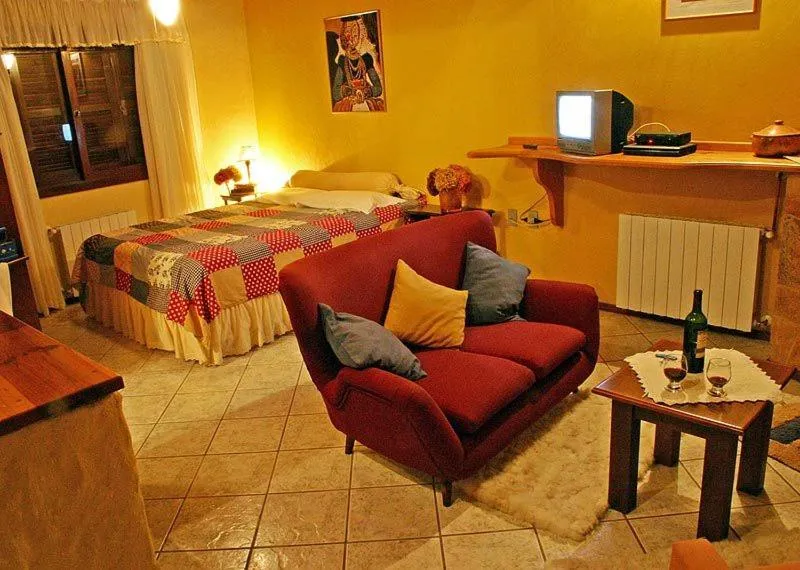 Living room, Bed in Chalets do Vale
