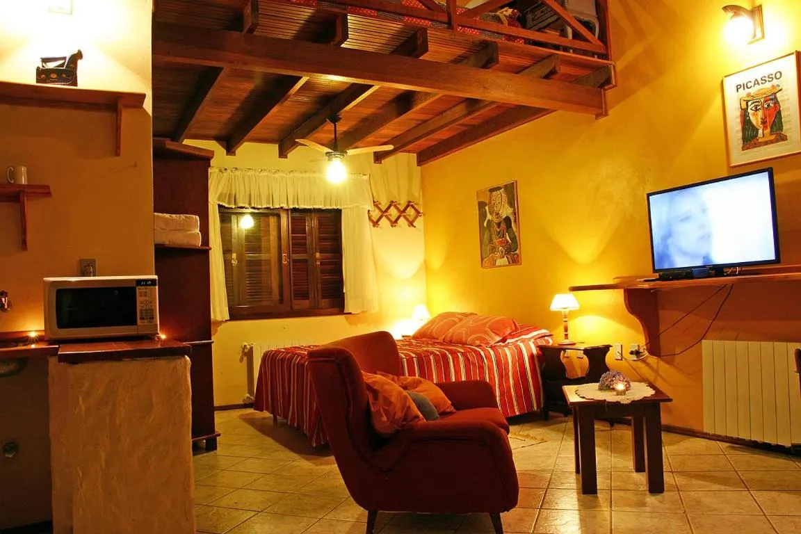 Photo of the whole room in Chalets do Vale