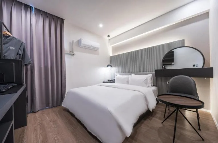 Bed in Pohang Hotel La Terrace