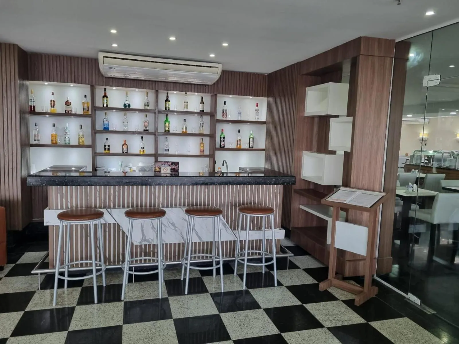 Tropical Barra Hotel