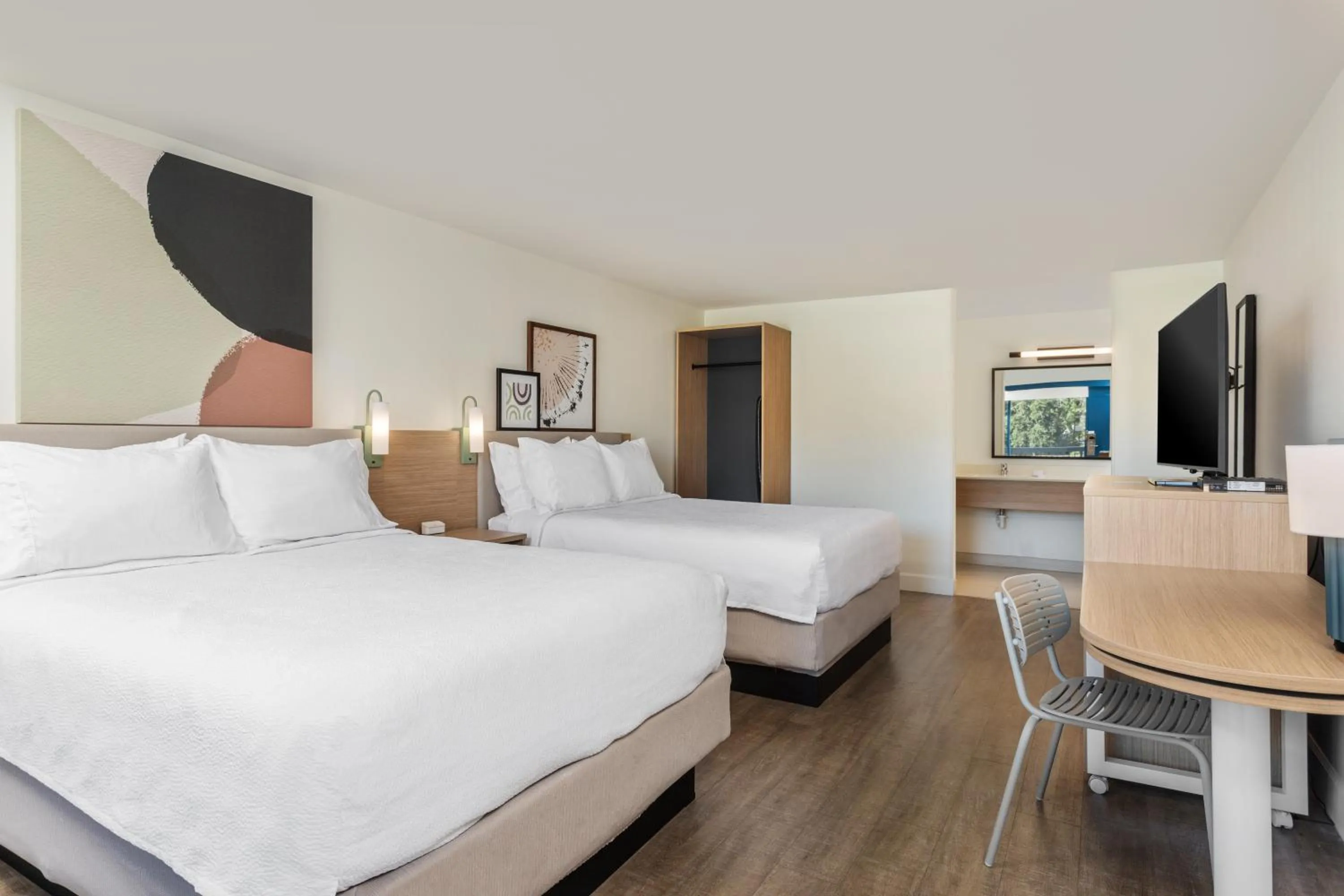 Bedroom, Bed in Spark by Hilton Hilton Head Island