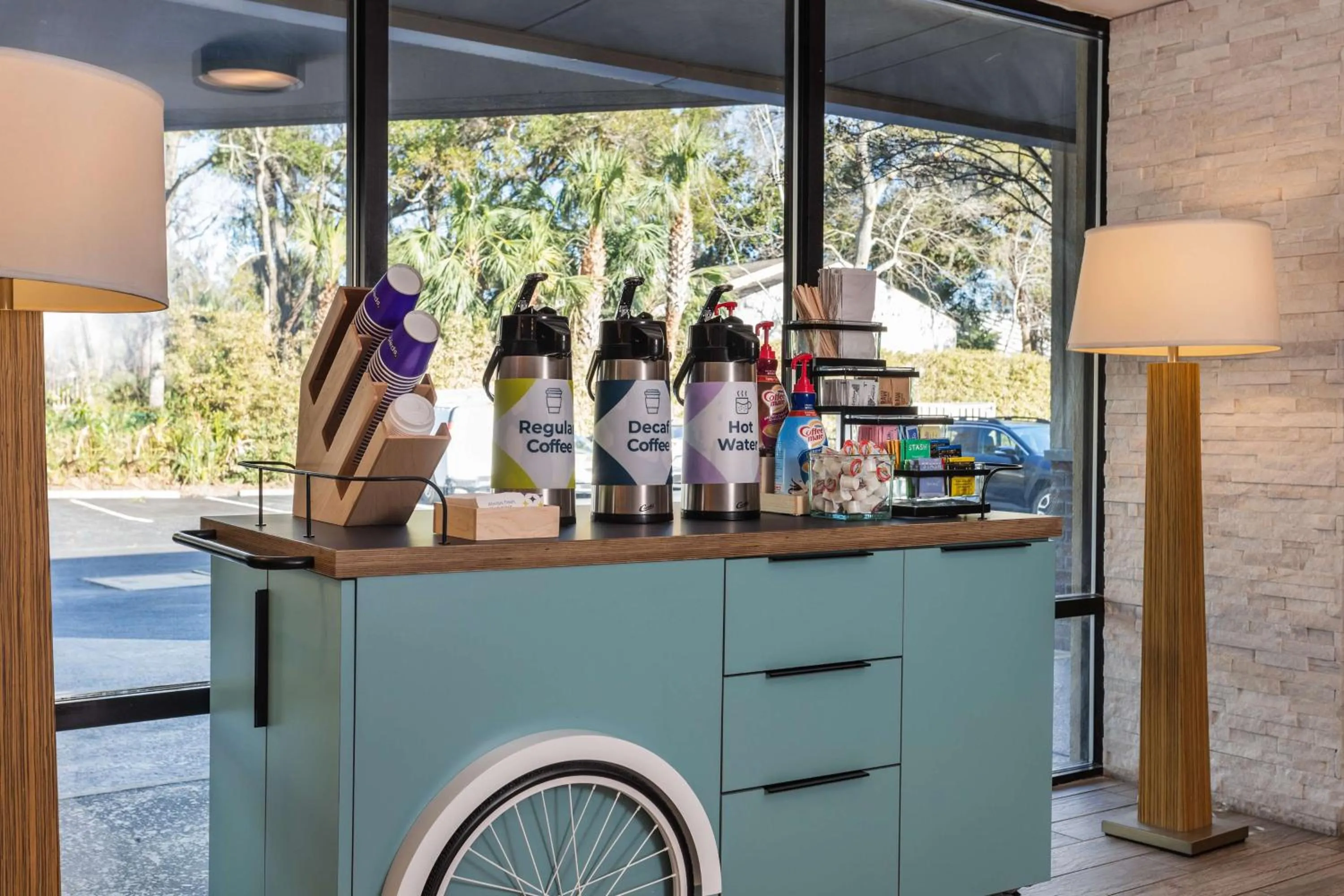 Dining area in Spark by Hilton Hilton Head Island