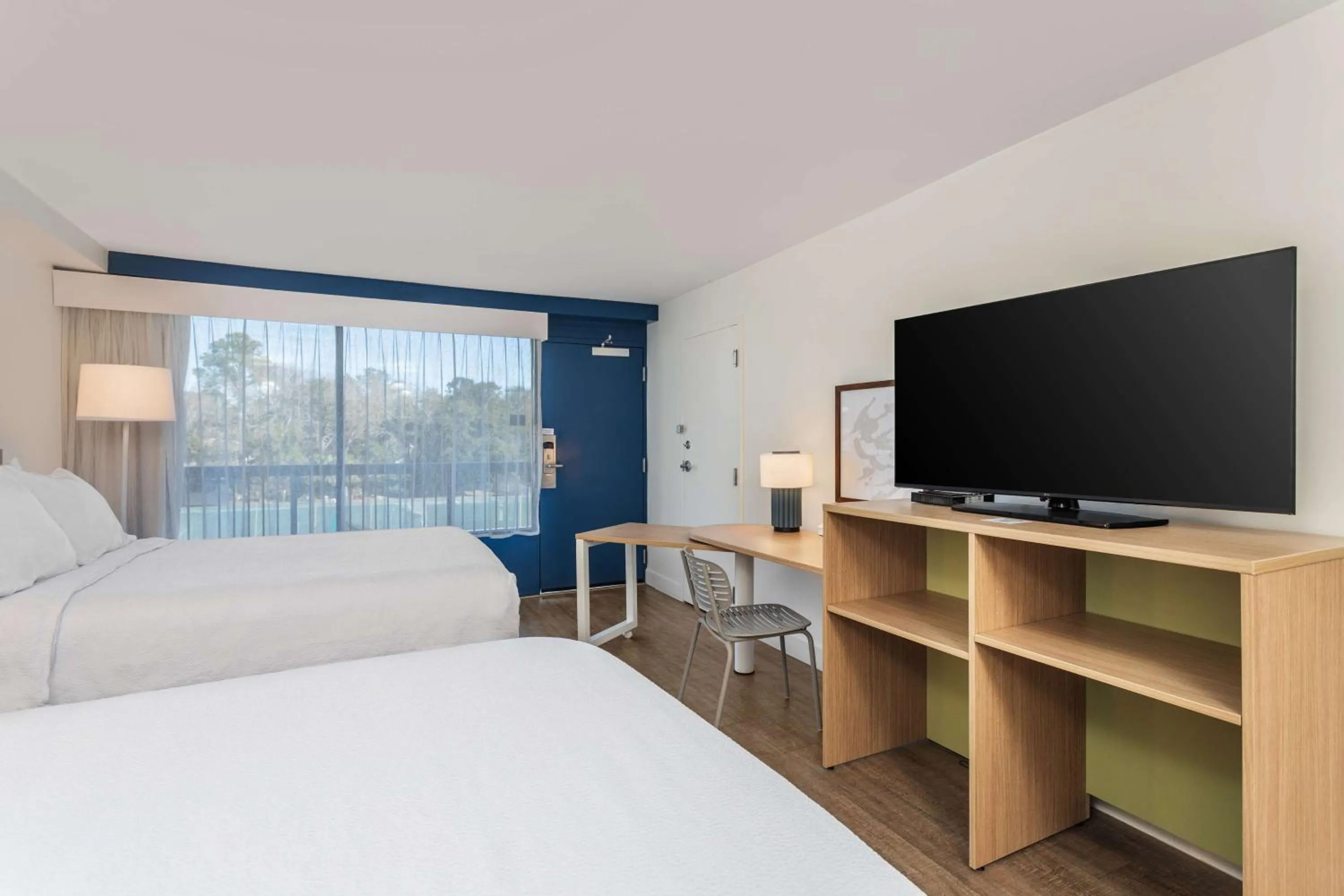 Bedroom, Bed in Spark by Hilton Hilton Head Island