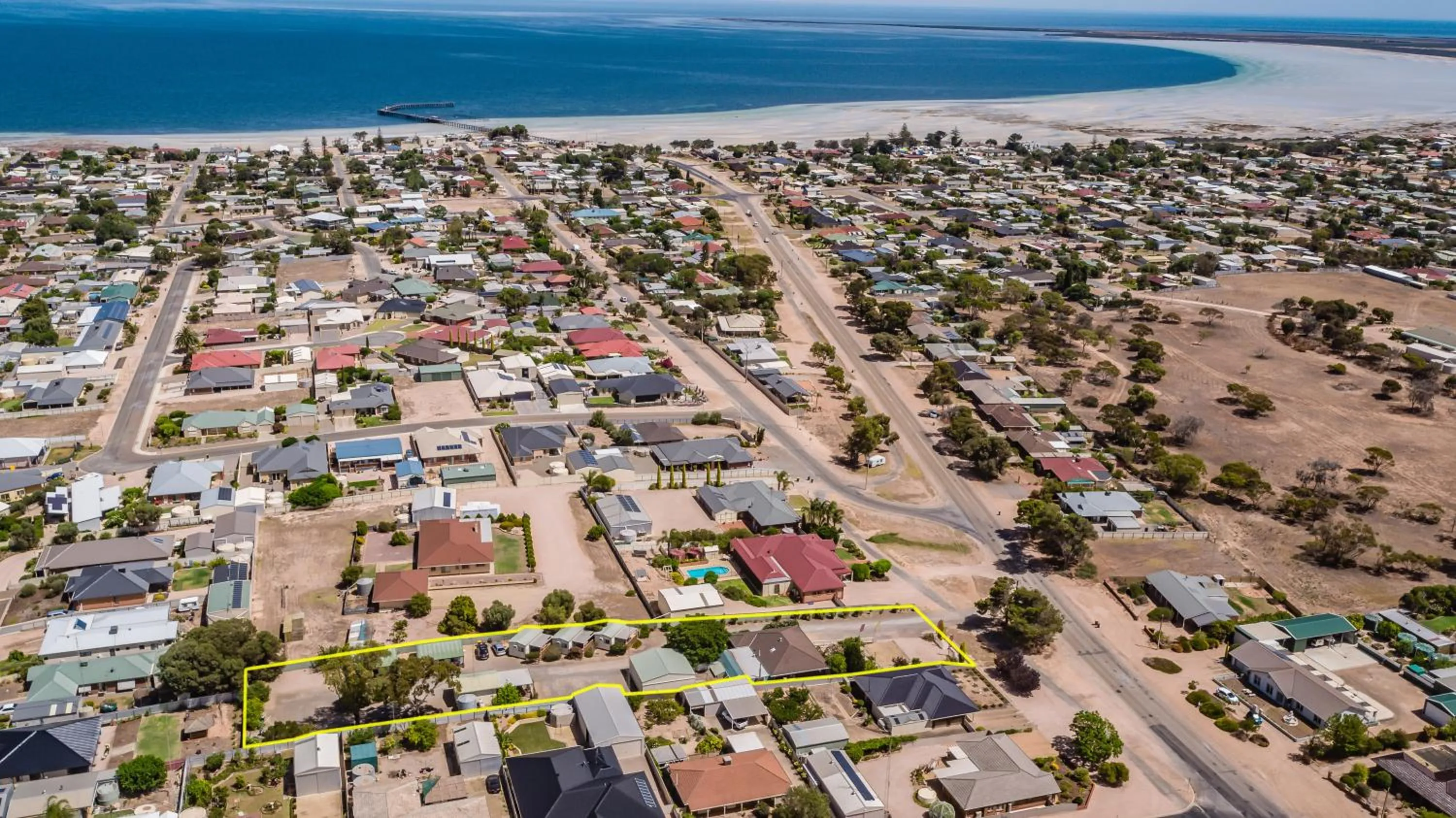 Neighbourhood in Moonta Bay Accommodation