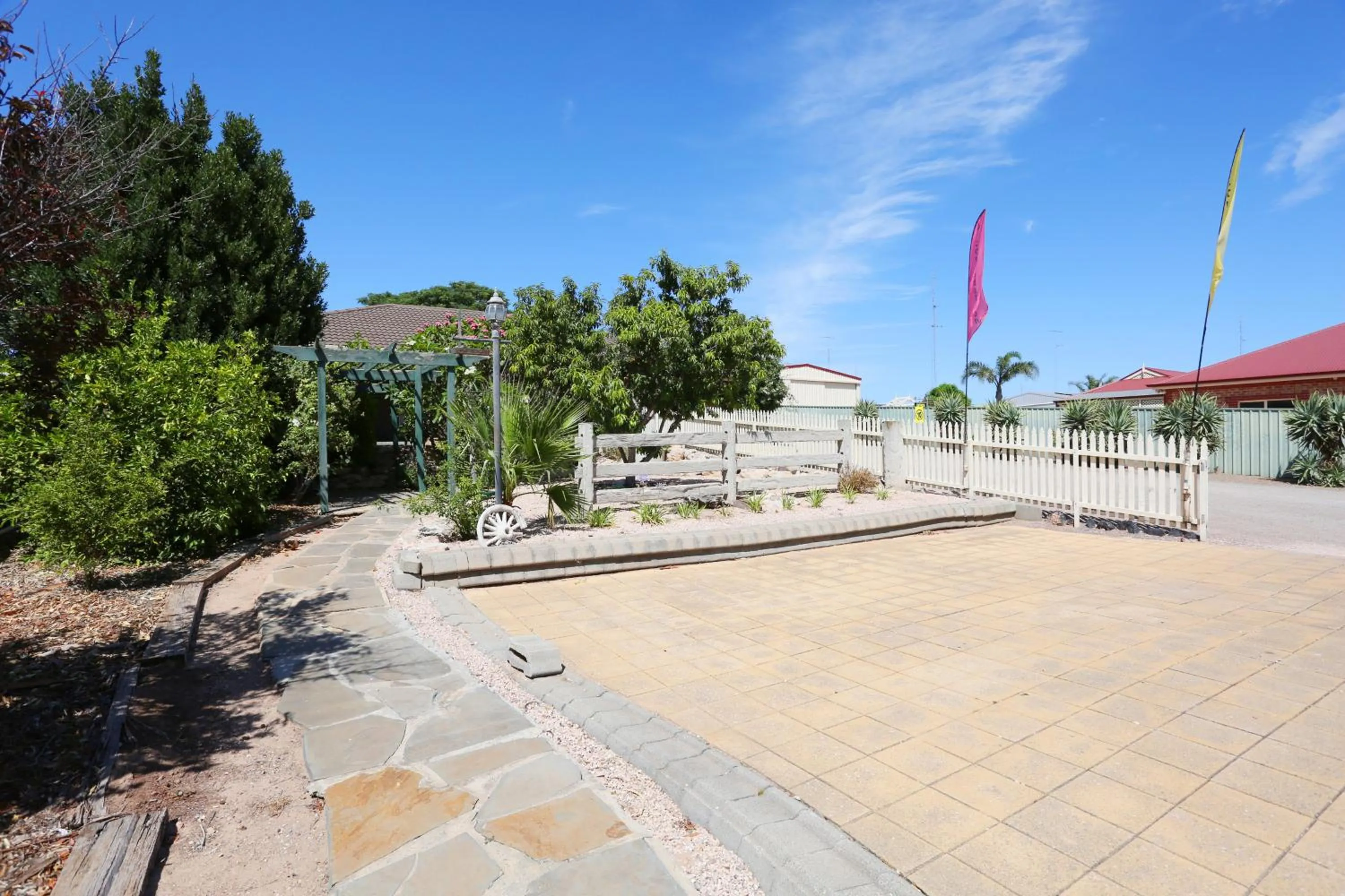 Garden in Moonta Bay Accommodation