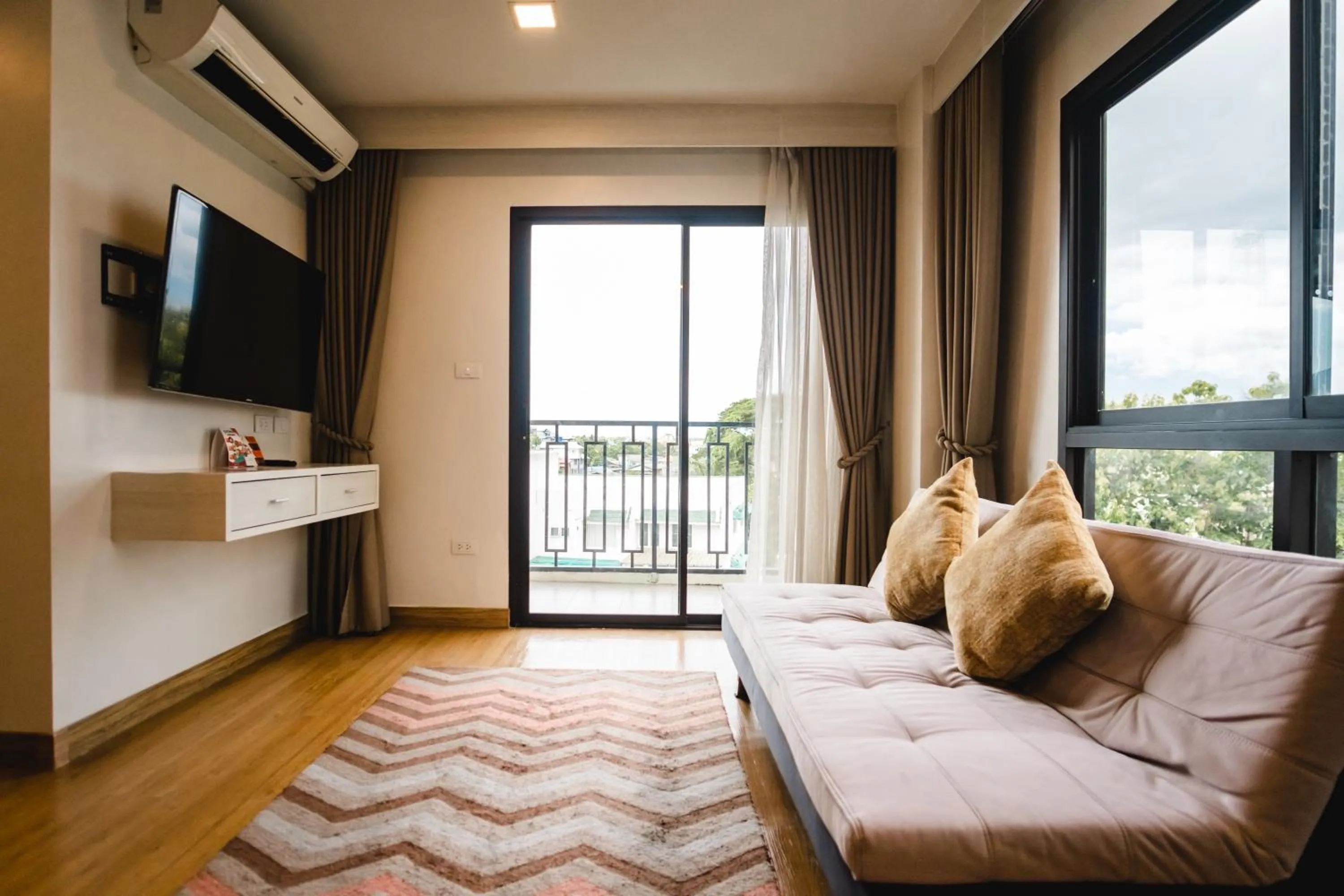 TV and multimedia in Cmor by Recall Hotels SHA Extra Plus