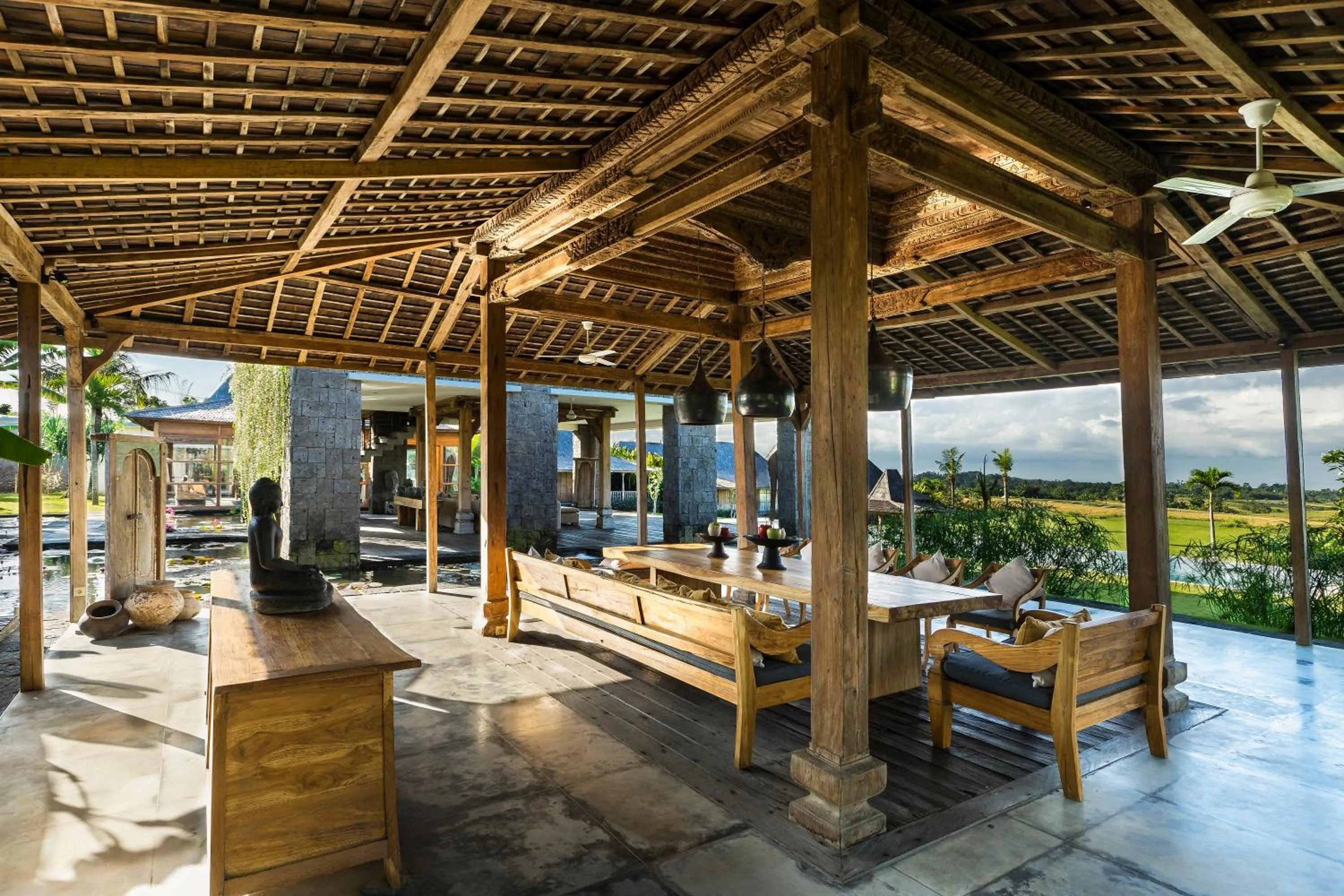 Restaurant/places to eat in Alami Boutique Villas & Resort