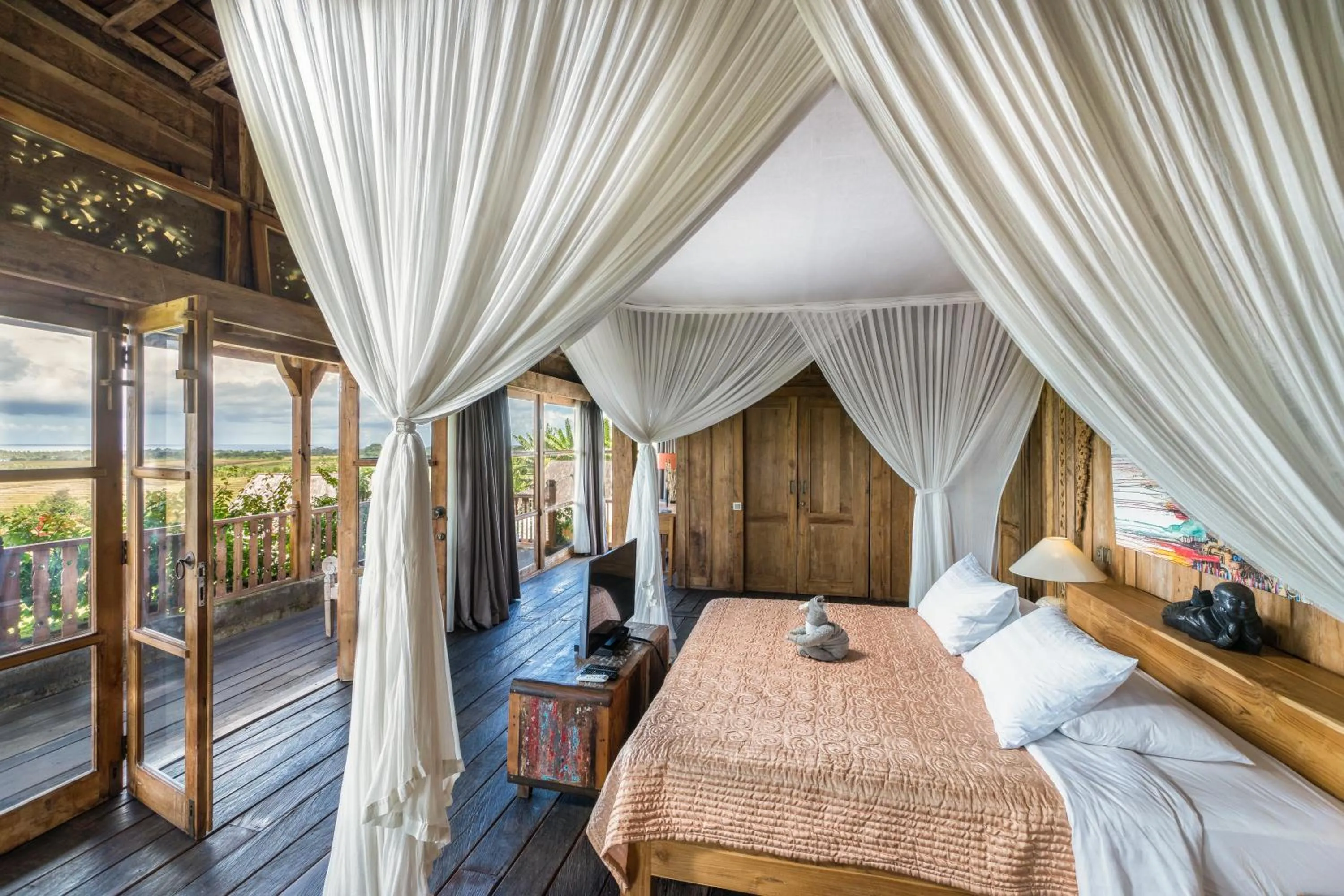 Bed in Alami Boutique Villas & Resort
