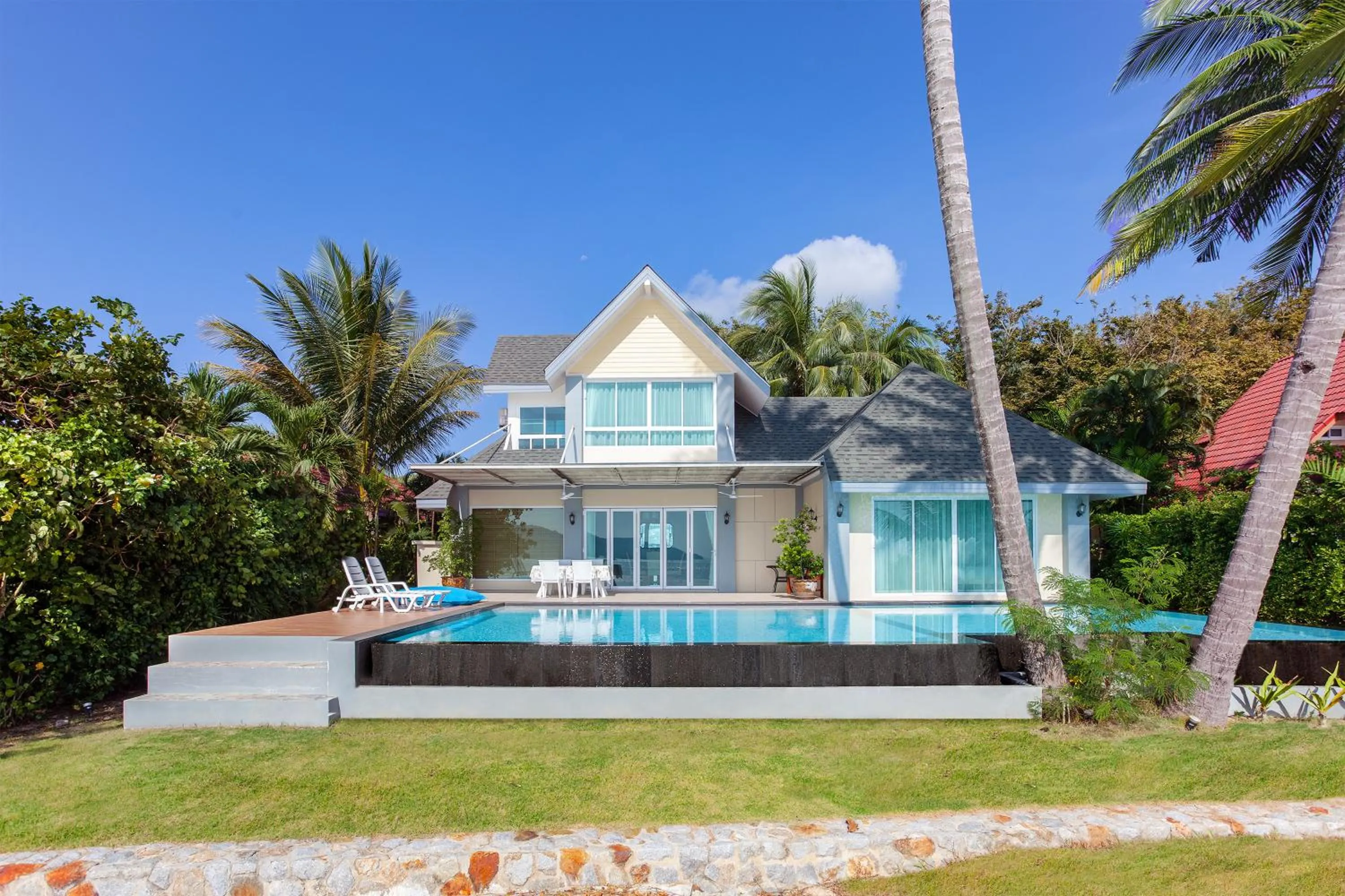 Pool view in Fisherman Way Beach Villa