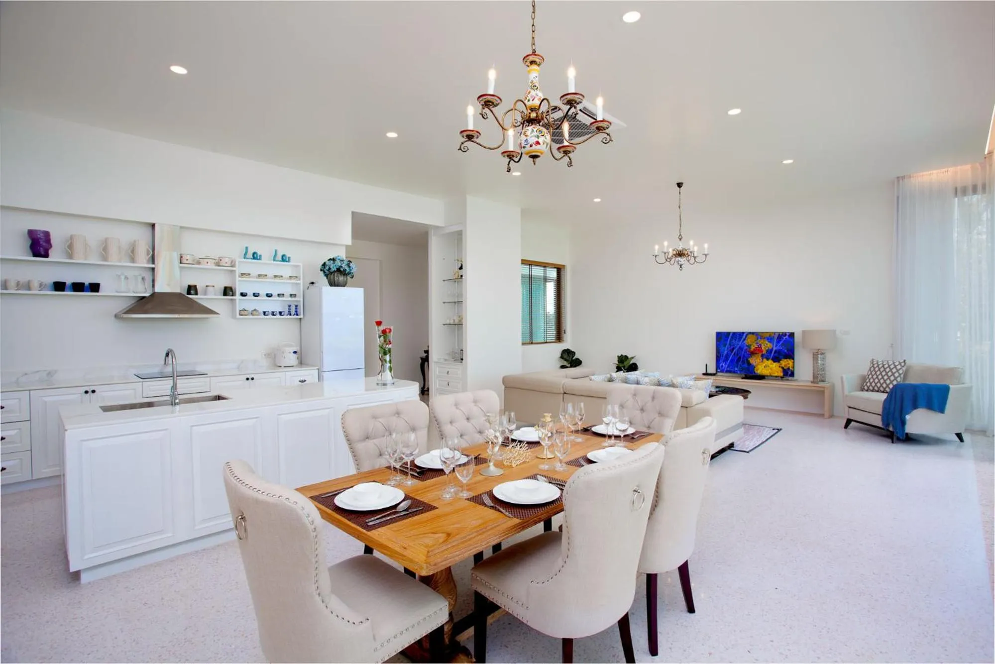 Kitchen or kitchenette in Fisherman Way Beach Villa