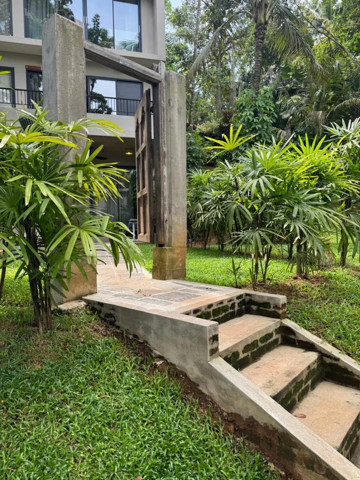 Junior Suite with Garden View in NiiRA