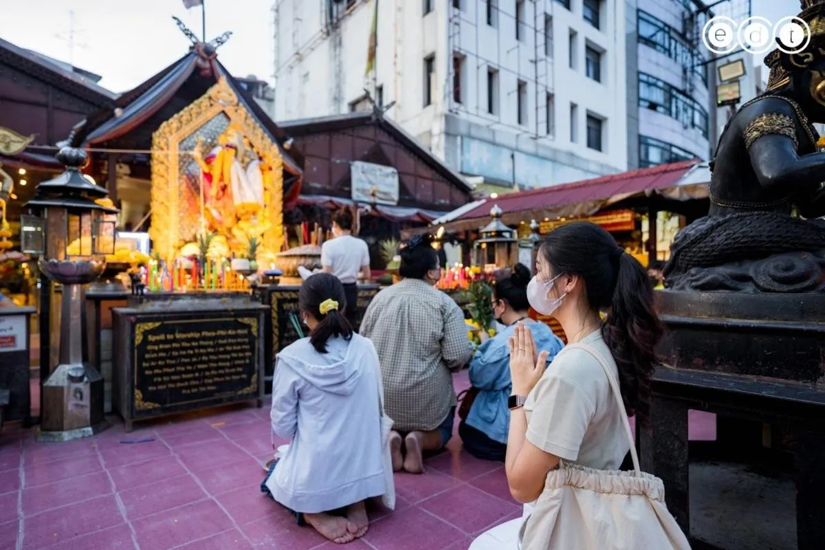 Nearby landmark in Leelawadee Modern Resort Huaykwang - ลีลาวดี ห้วยขวาง