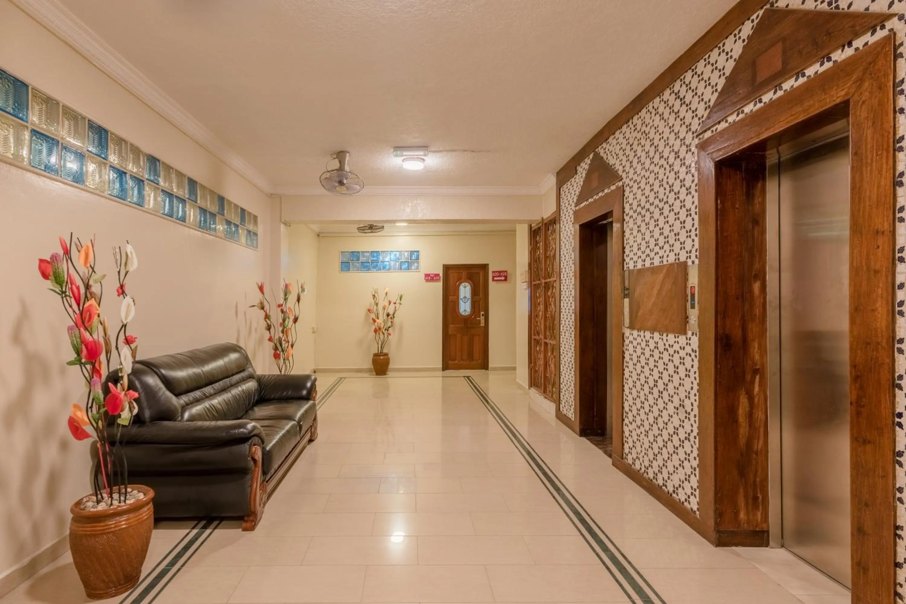 Seating area in Hotel Raha Tower