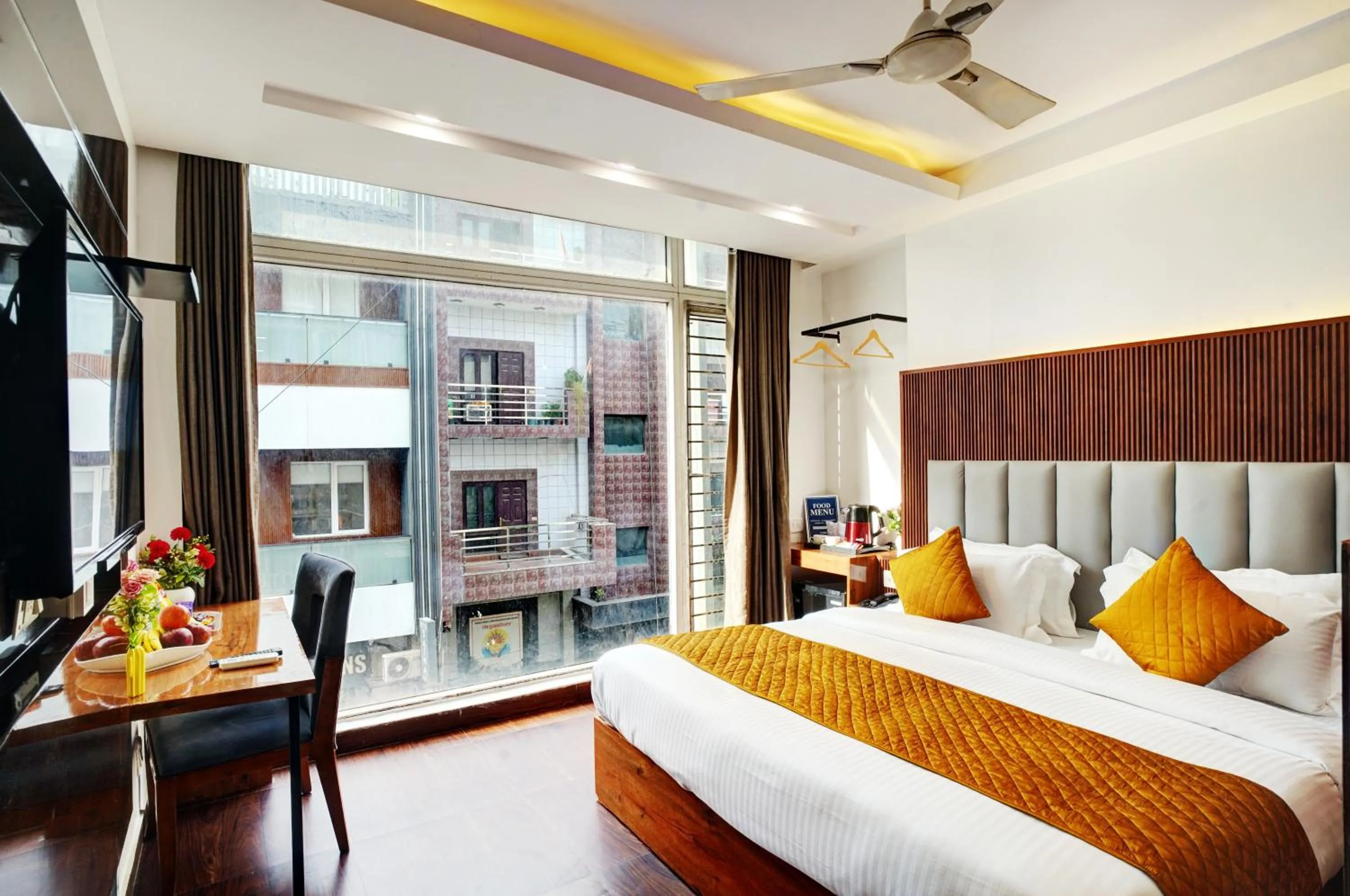 Communal lounge/ TV room, Bed in Hotel Cabana 5 Mins Walking Distance From NDLS Station