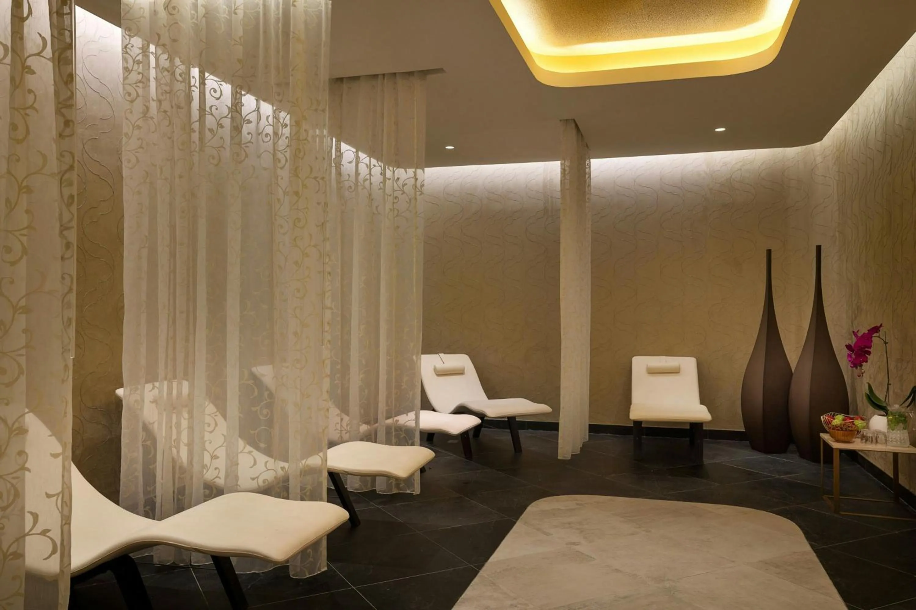 Spa and wellness centre/facilities in Sheraton Sharjah Beach Resort and Spa