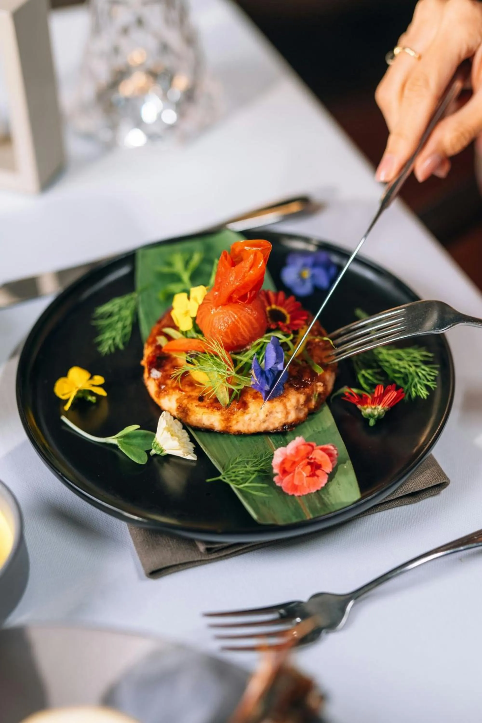 Restaurant/places to eat in Sheraton Sharjah Beach Resort and Spa