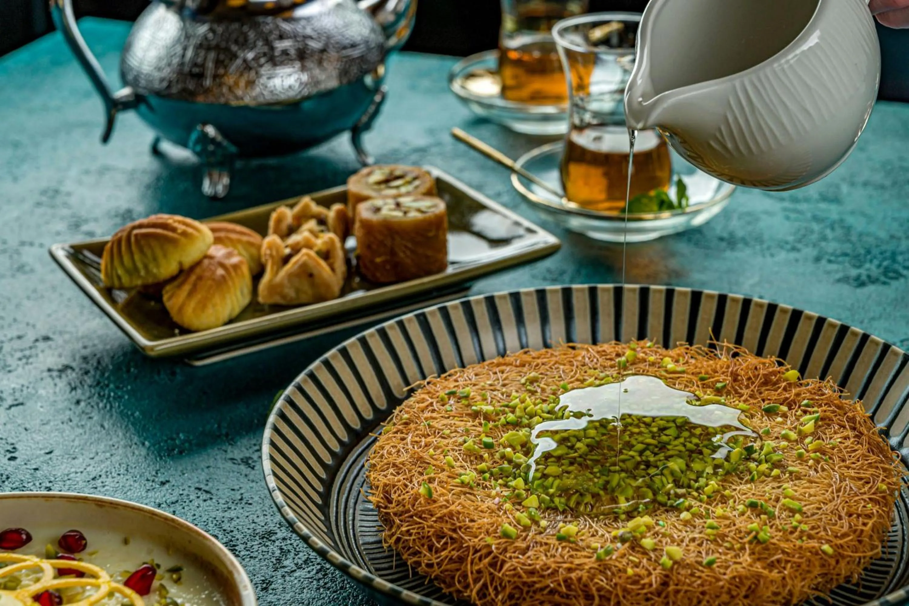 Restaurant/places to eat in Sheraton Sharjah Beach Resort and Spa