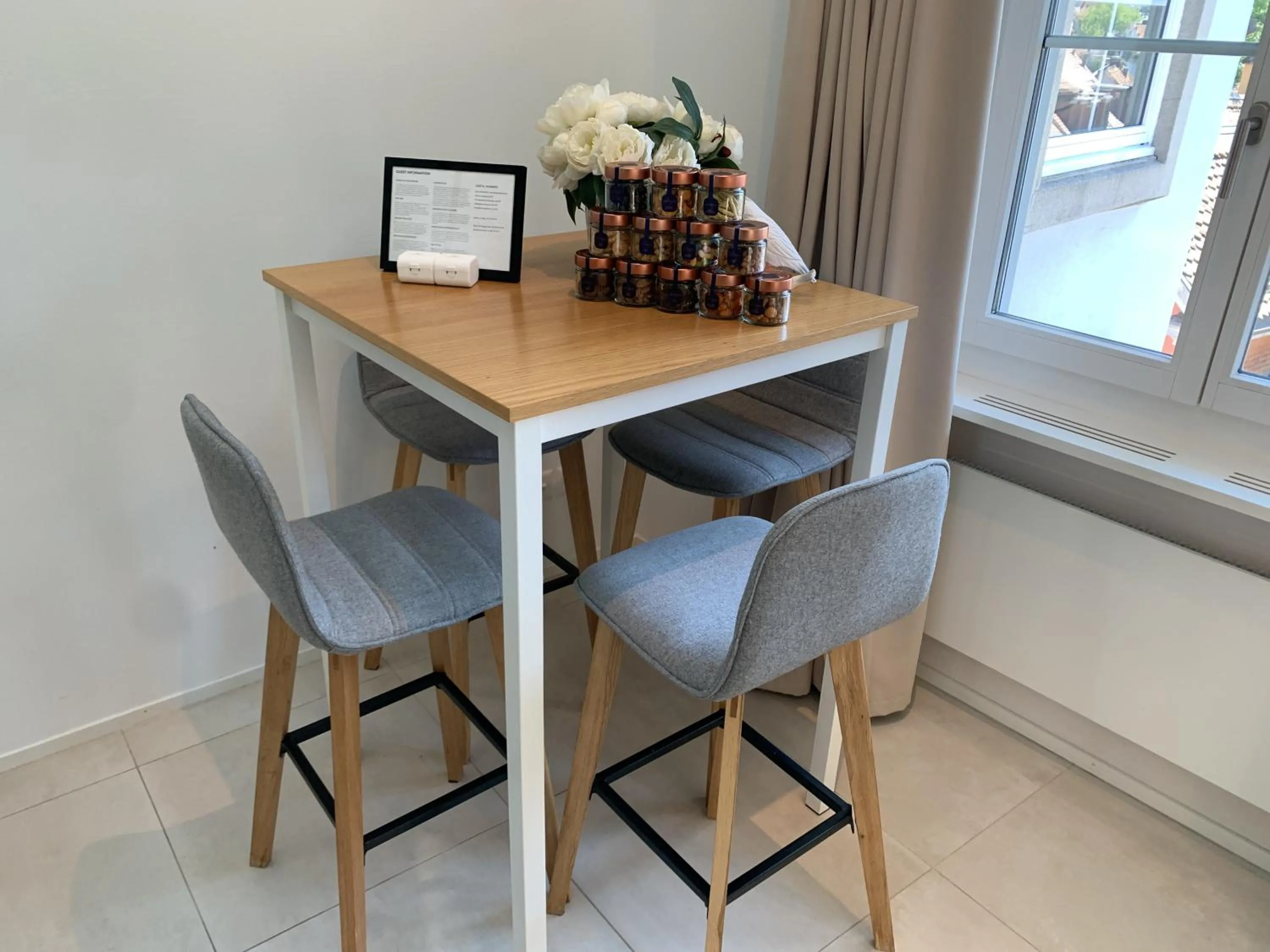 Dining area in Zürich Niederdorf - Grossmünster