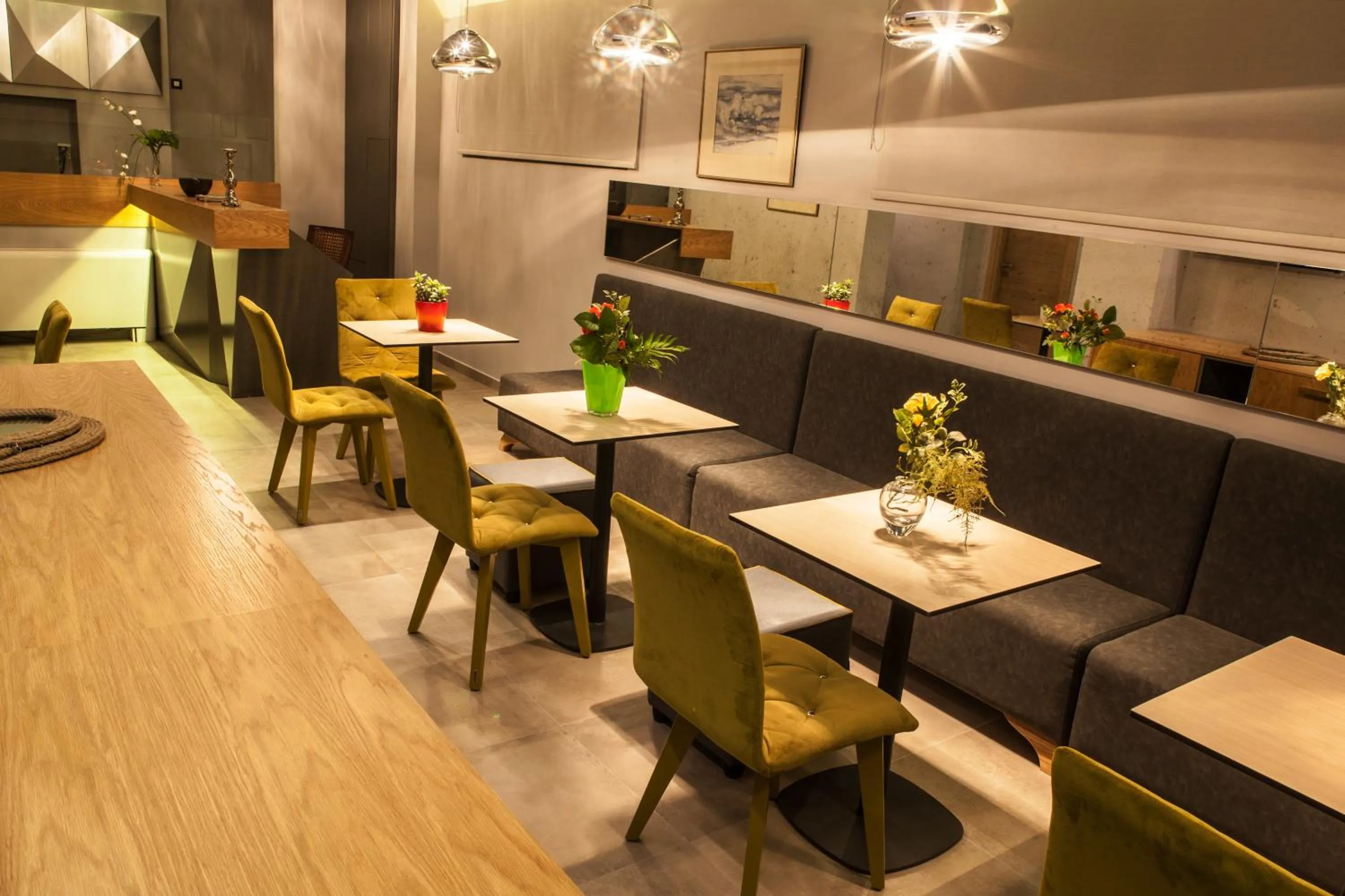 Communal lounge/ TV room in Anemos Rooms & Apartments