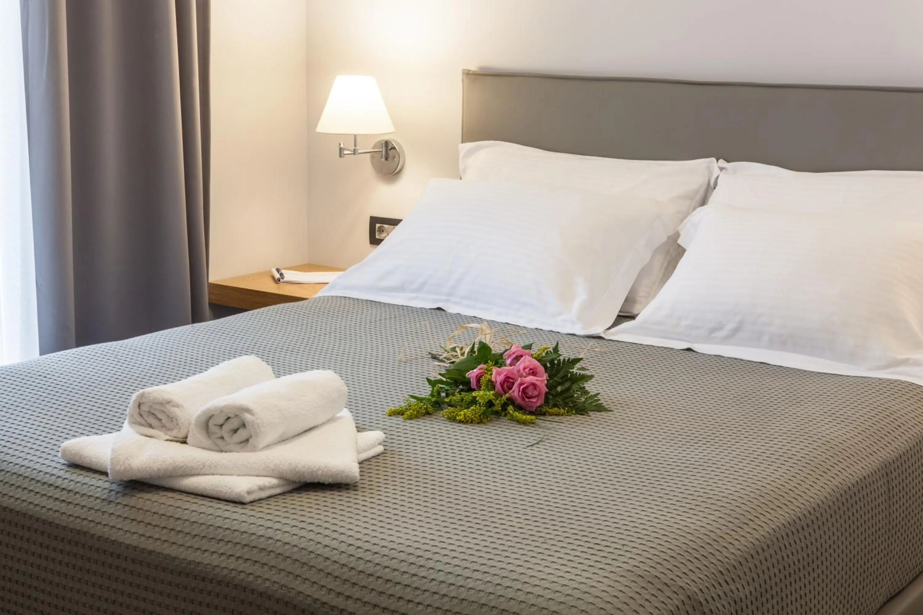 Decorative detail, Bed in Anemos Rooms & Apartments