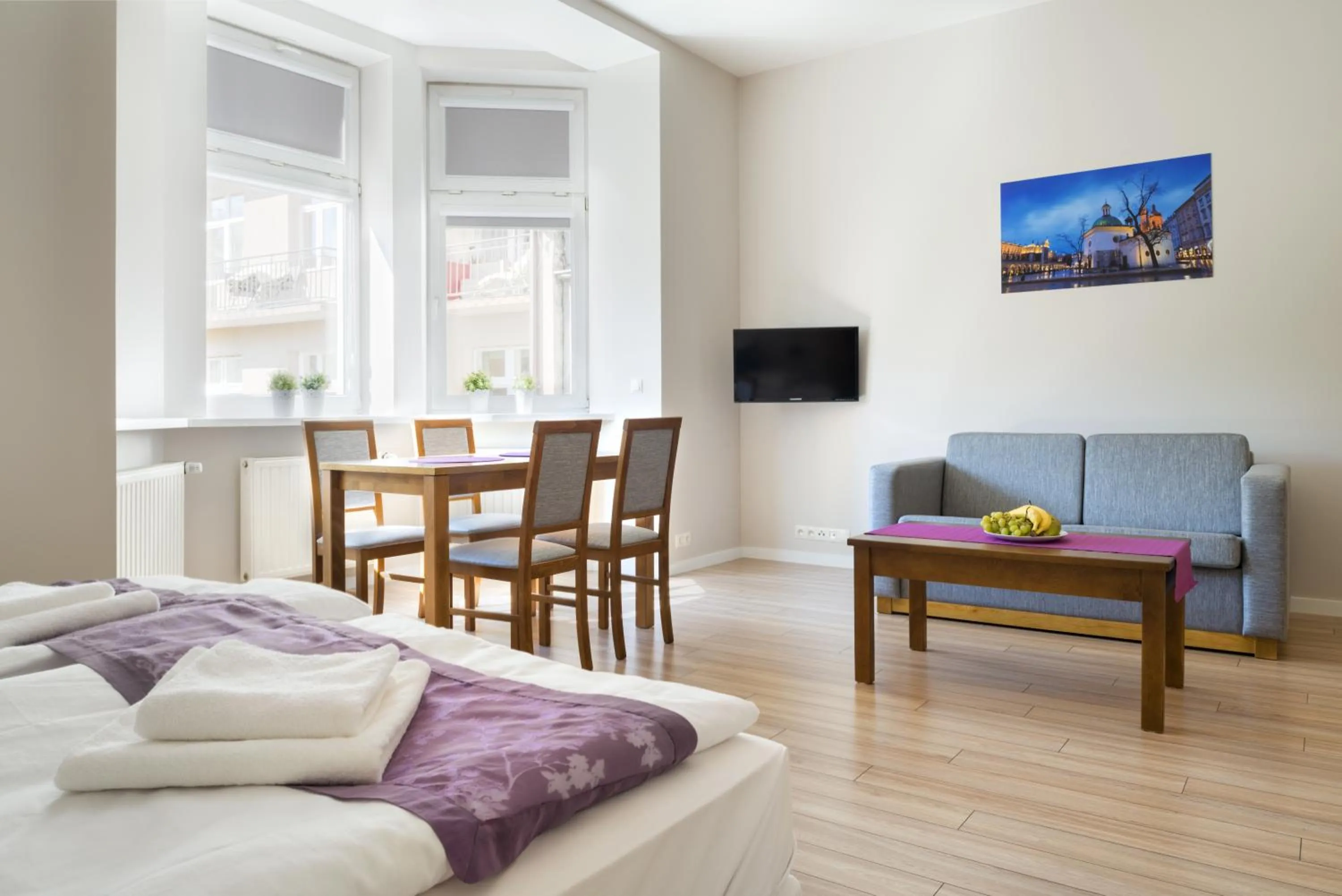 Photo of the whole room in Emaus Apartments