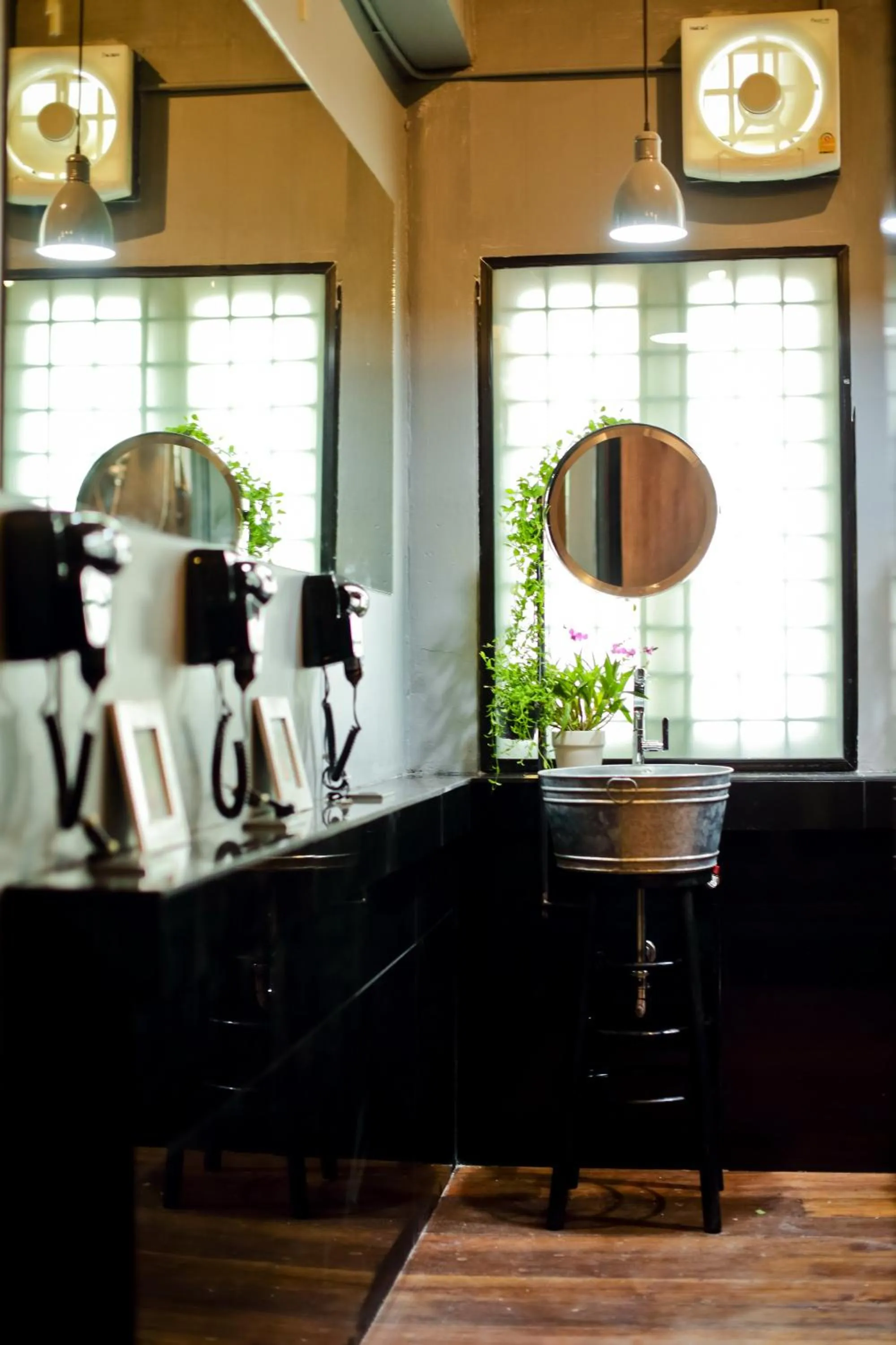 Decorative detail in Bangkok Bed and Bike