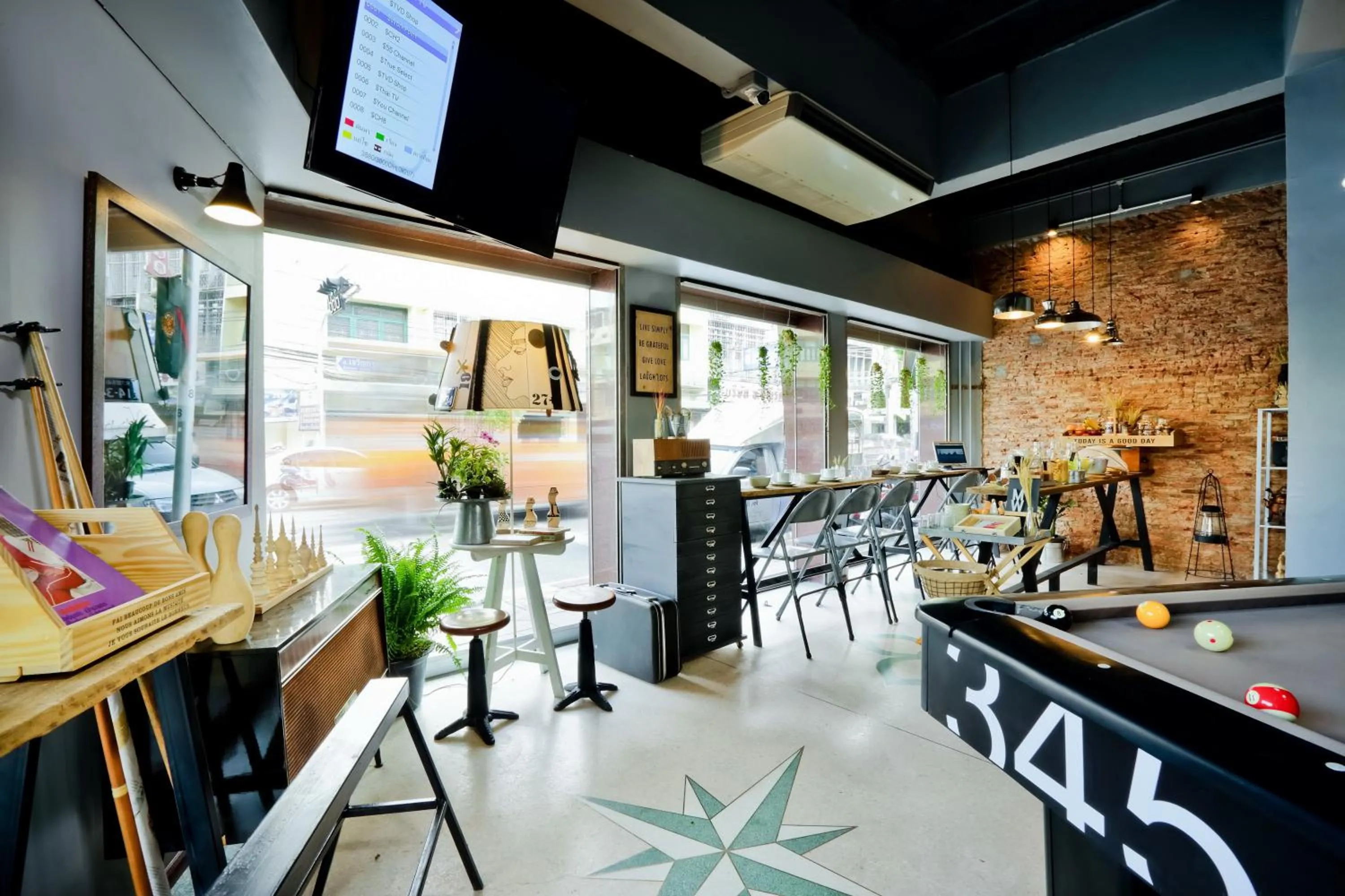 Restaurant/places to eat in Bangkok Bed and Bike