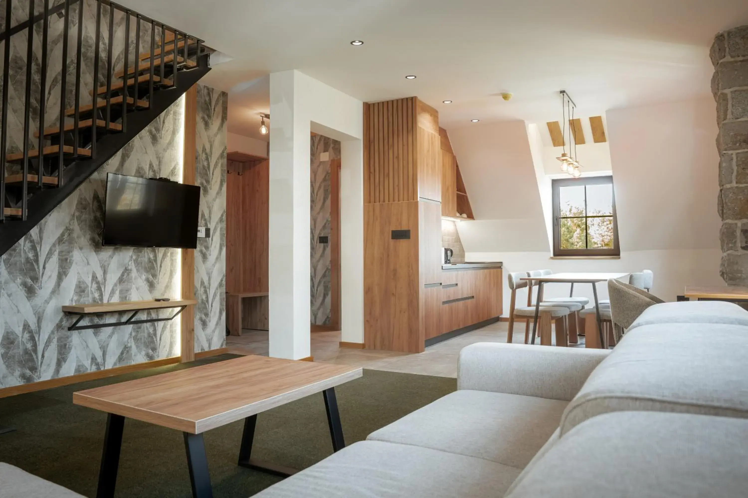 Three-Bedroom Loft Apartment in Angelina Apart&Spa Three-Bedroom Loft Apartment in Angelina Apart&Spa