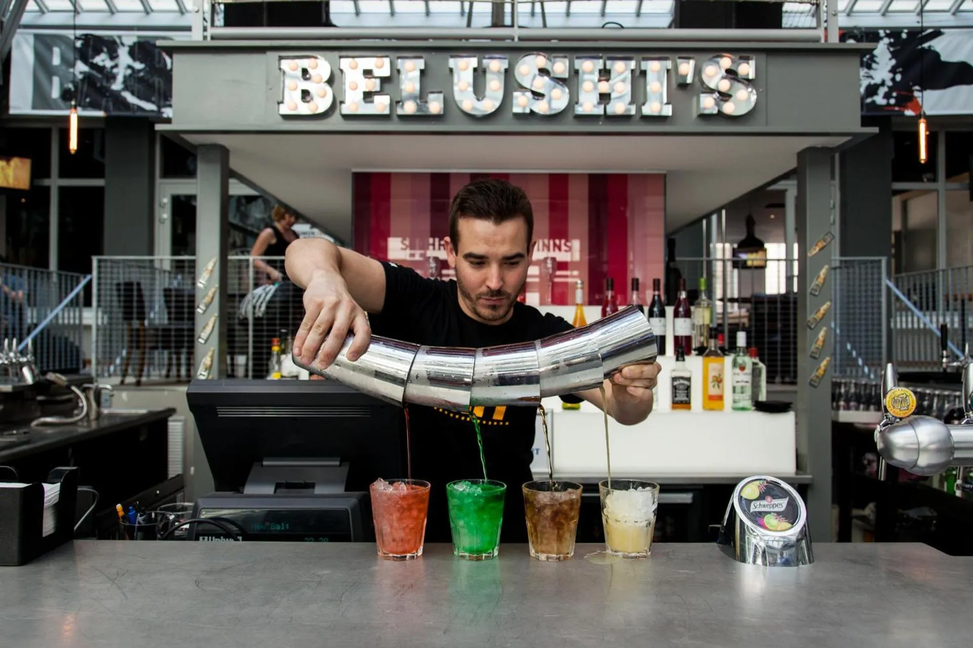 Alcoholic drinks in St Christopher's Inn Budget Hotel Paris - Gare du Nord