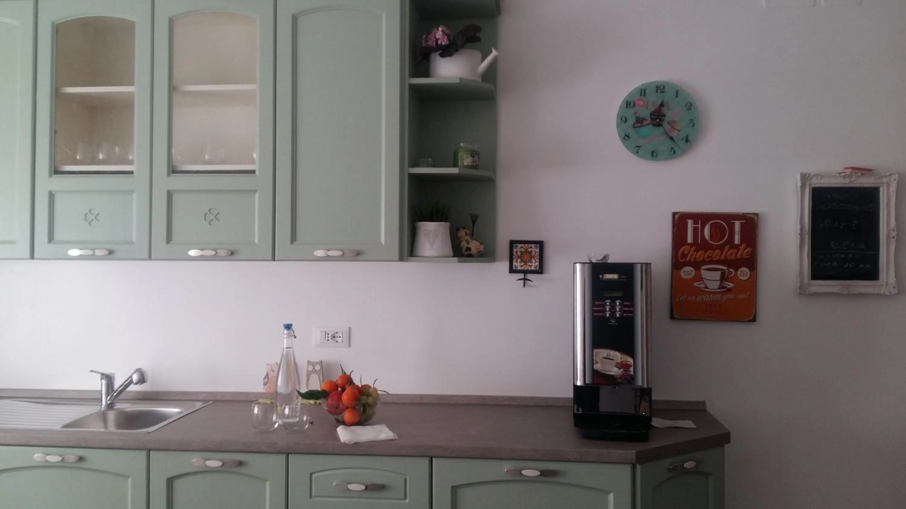 Communal lounge/ TV room in Le Scalette Al Vaticano B&B