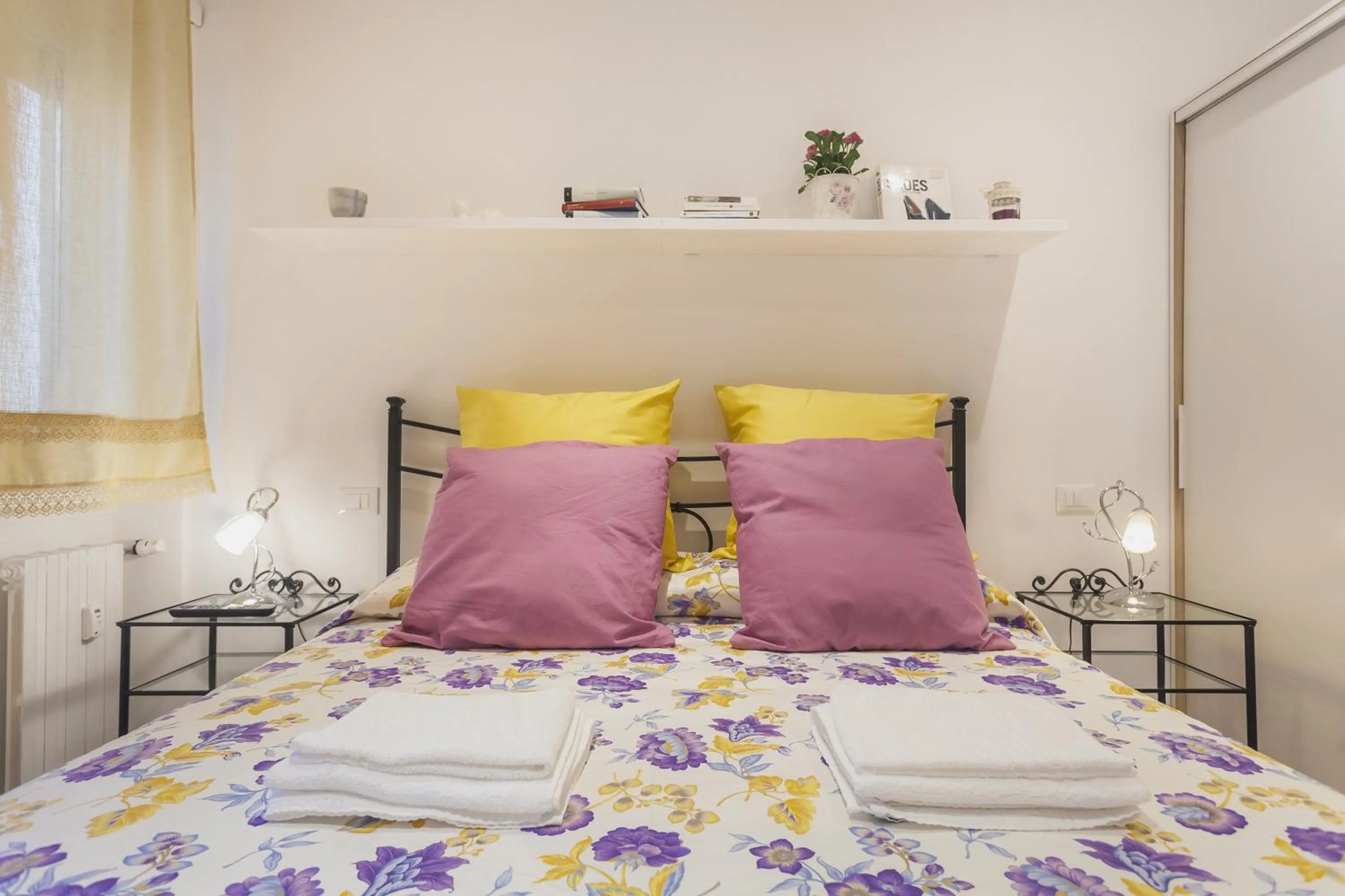 Bed in Le Scalette Al Vaticano B&B