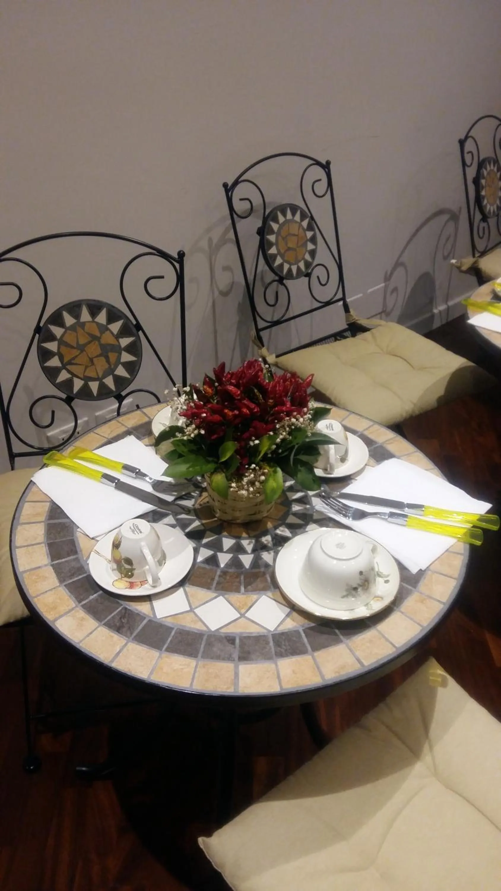 Communal lounge/ TV room in Le Scalette Al Vaticano B&B