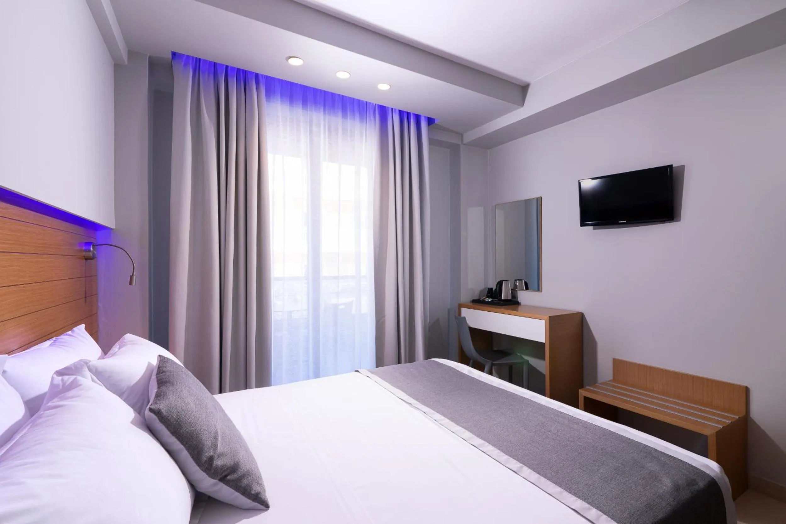 Photo of the whole room, Bed in SKS Luxury Suites & Rooms