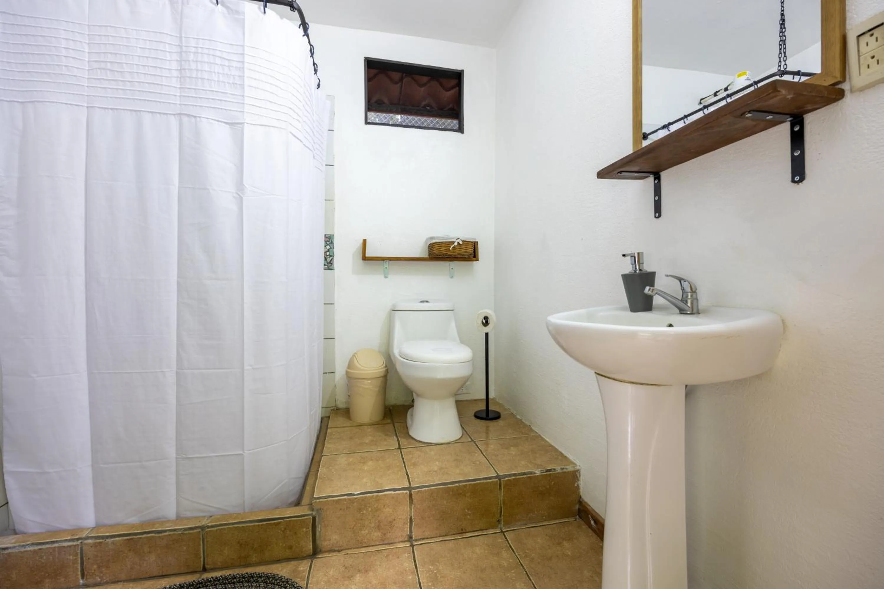 Bathroom in Believe Surf & Yoga Lodge Santa Teresa