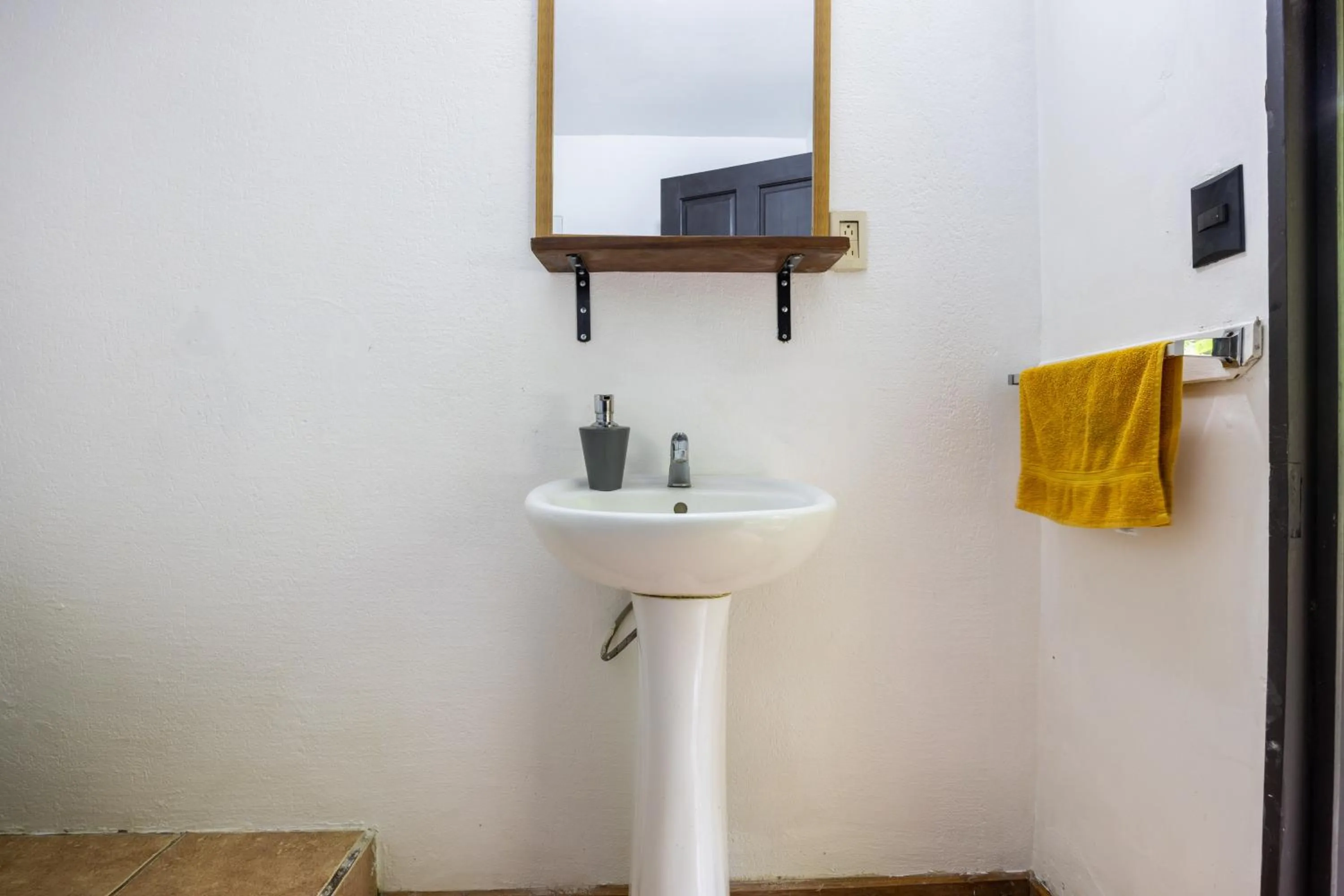 Bathroom in Believe Surf & Yoga Lodge Santa Teresa