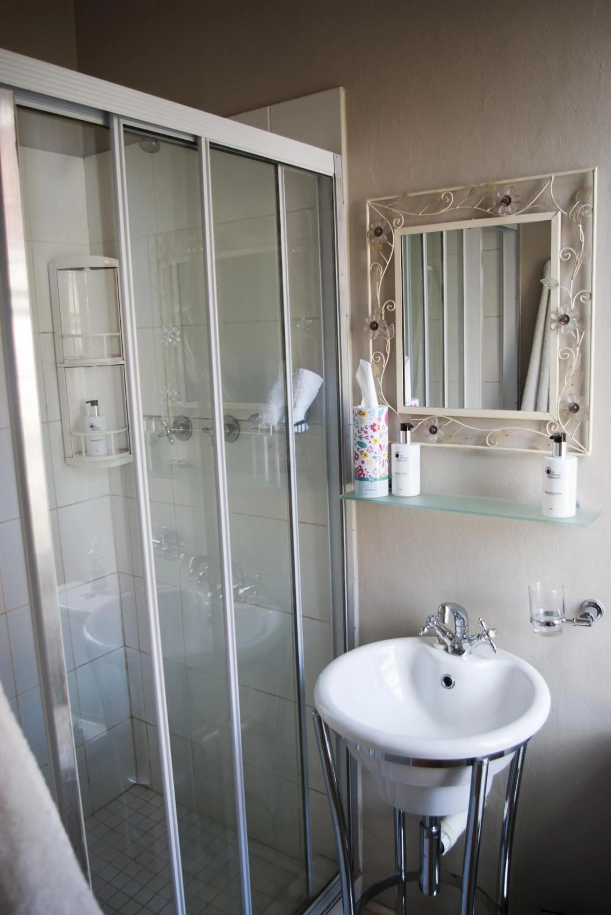 Bathroom in Tancredi B&B