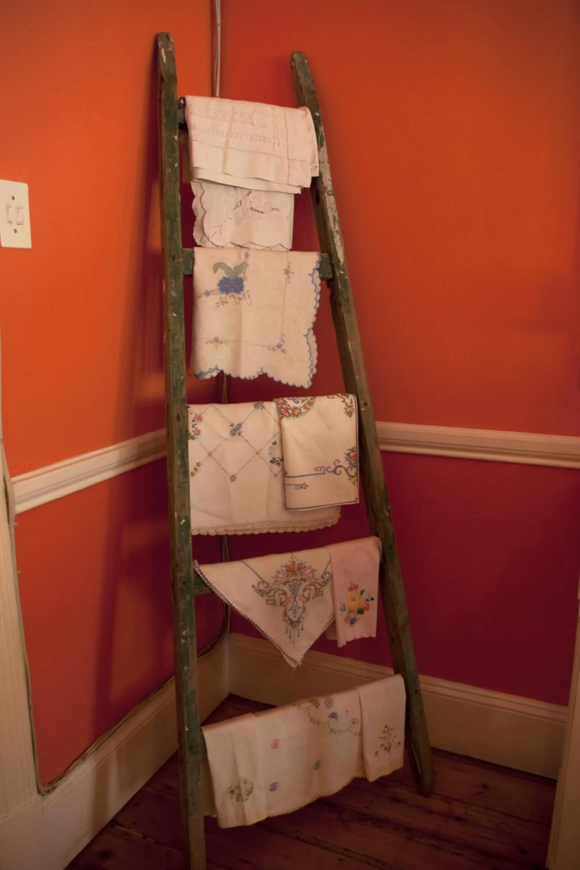 Decorative detail, Bed in Tancredi B&B