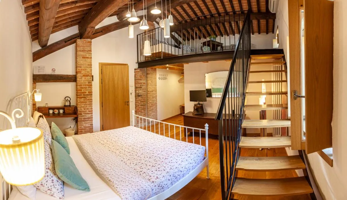 Bed in Fattoria Le Vegre