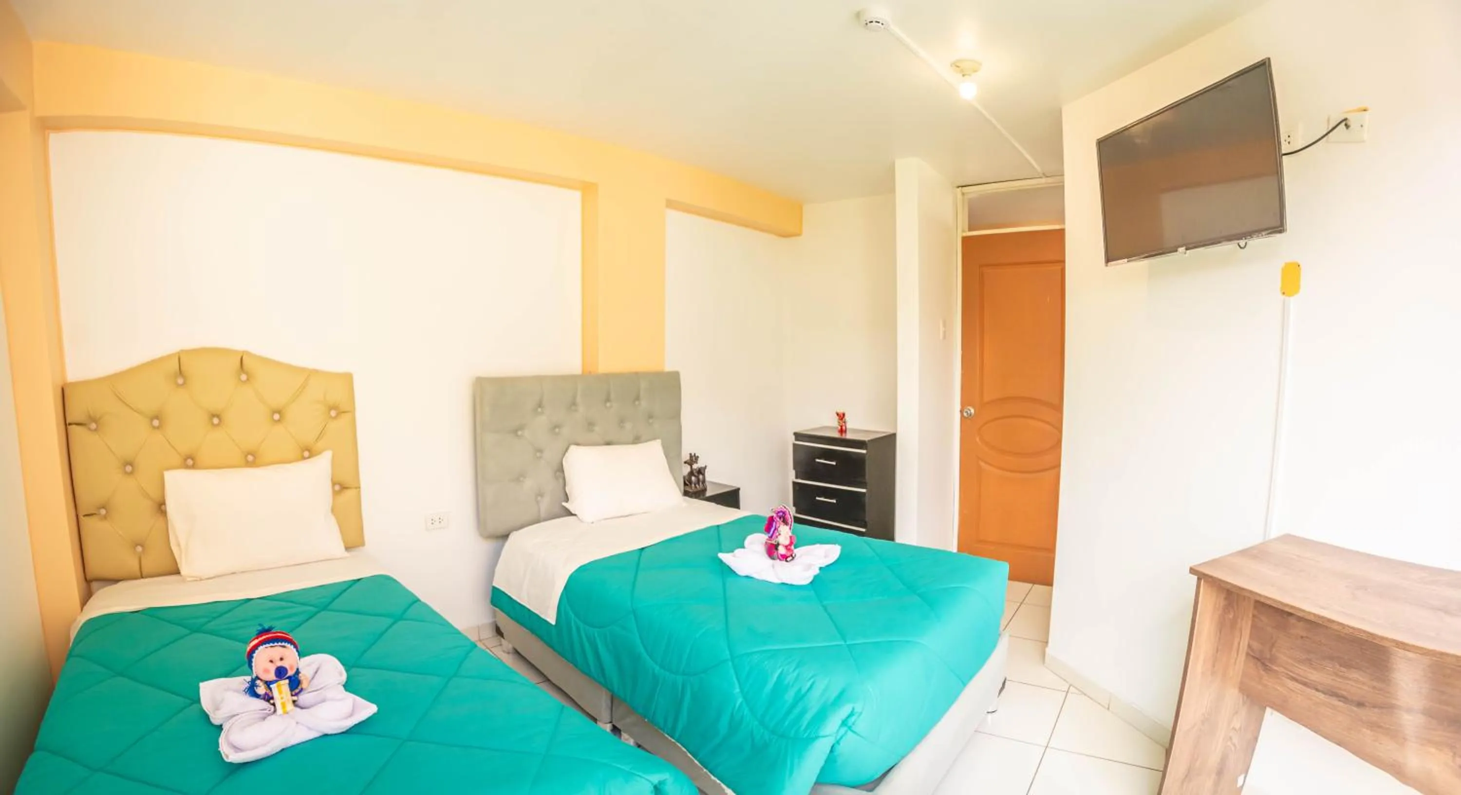 TV and multimedia, Bed in VILLA andina cusco