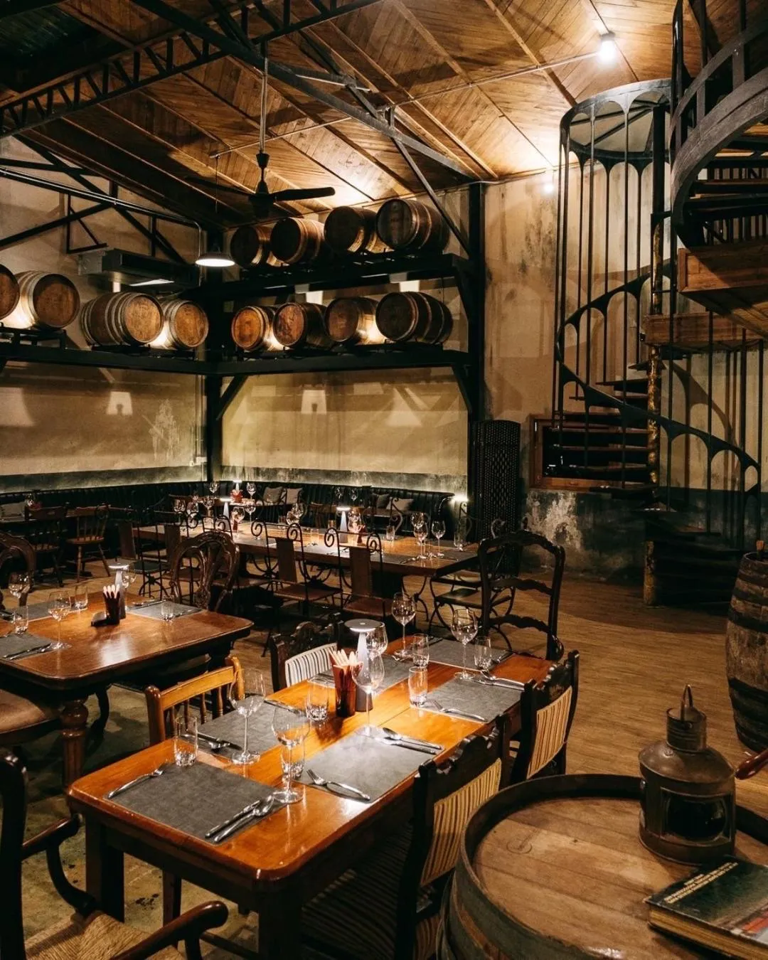 Restaurant/places to eat in Issara Boutique Winery Hotel