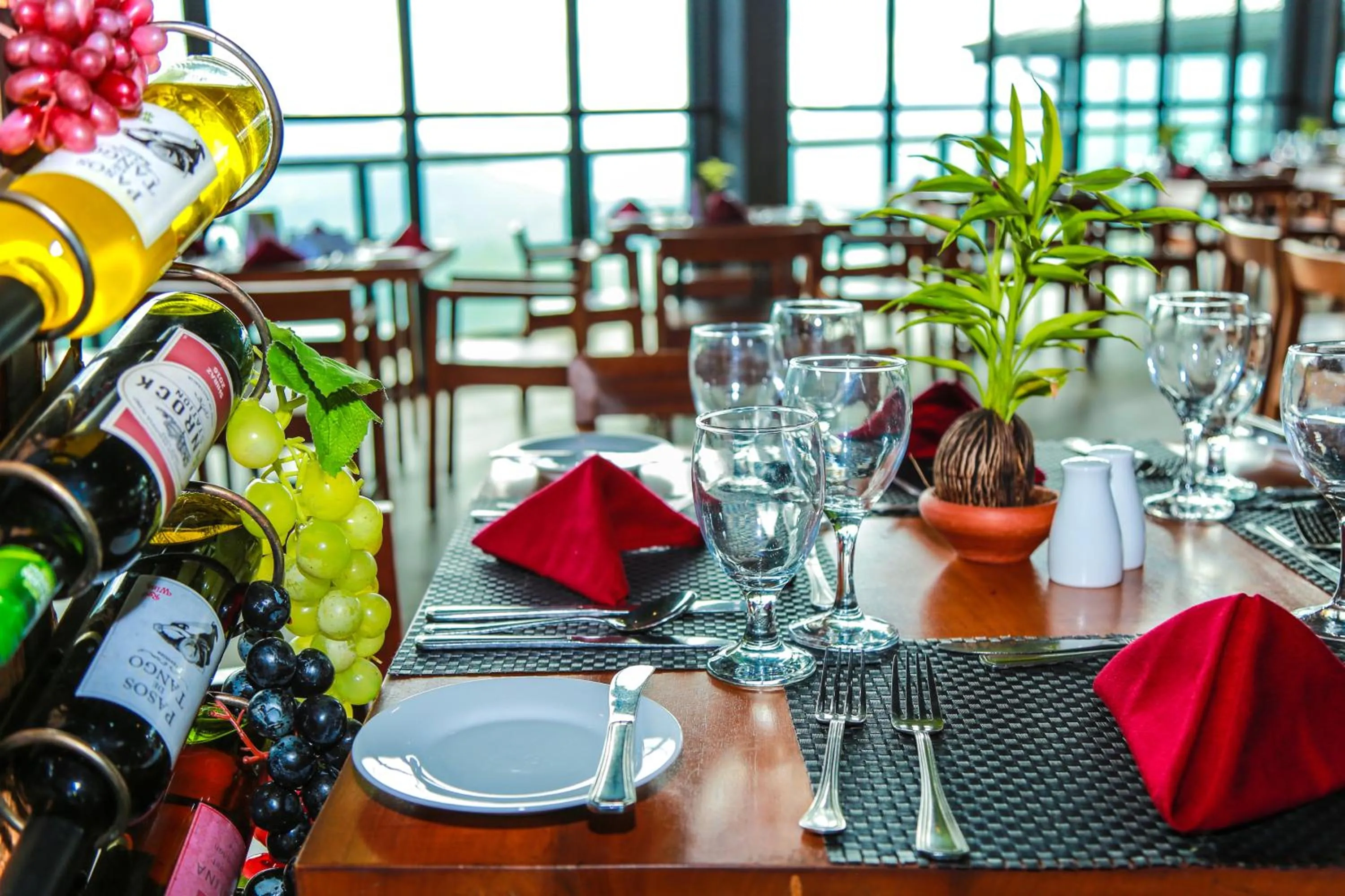 Restaurant/places to eat in Oak Ray Tea Bush